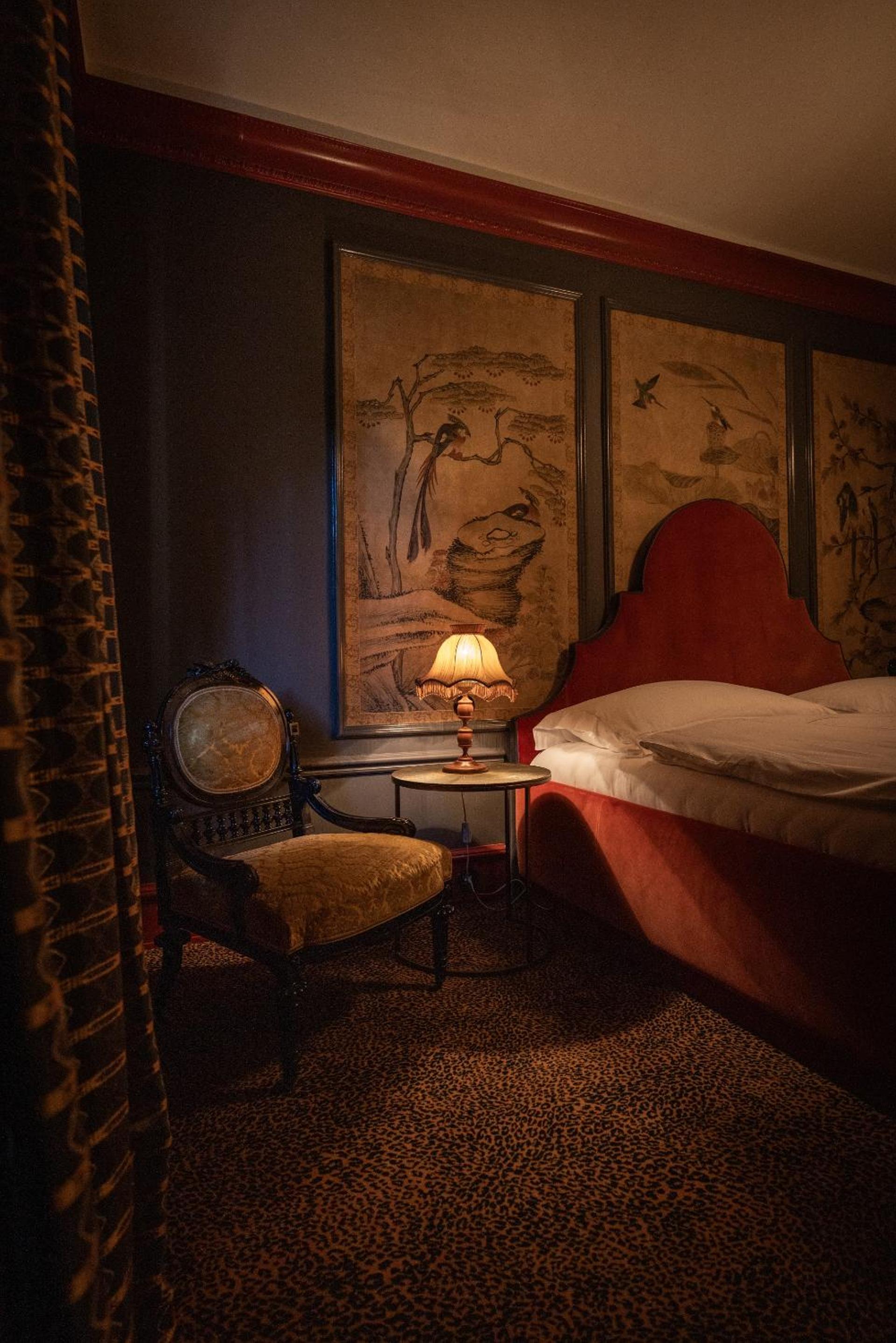 Deluxe Double Room with Bath photo 1