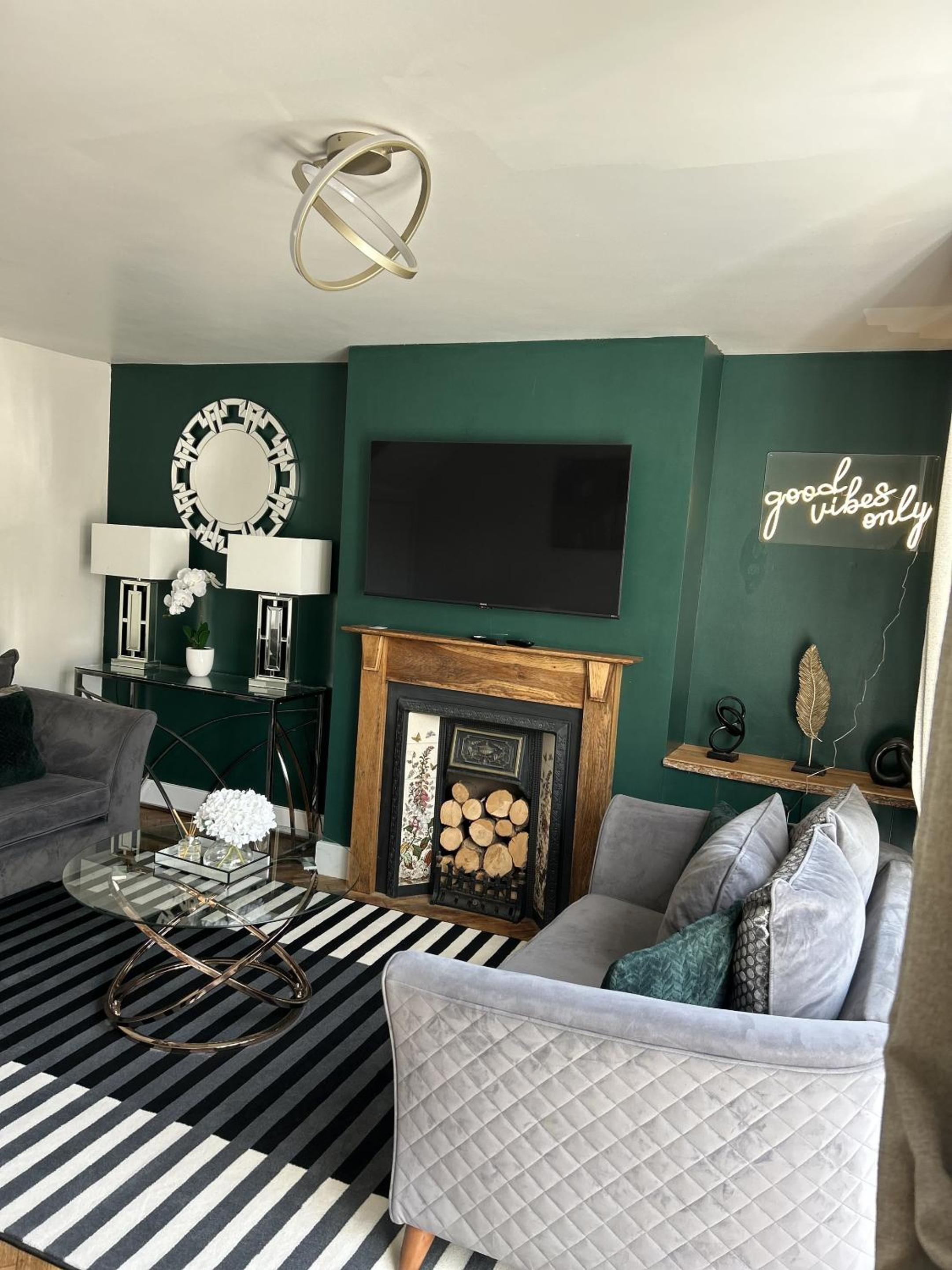 Four-Bedroom House photo 1