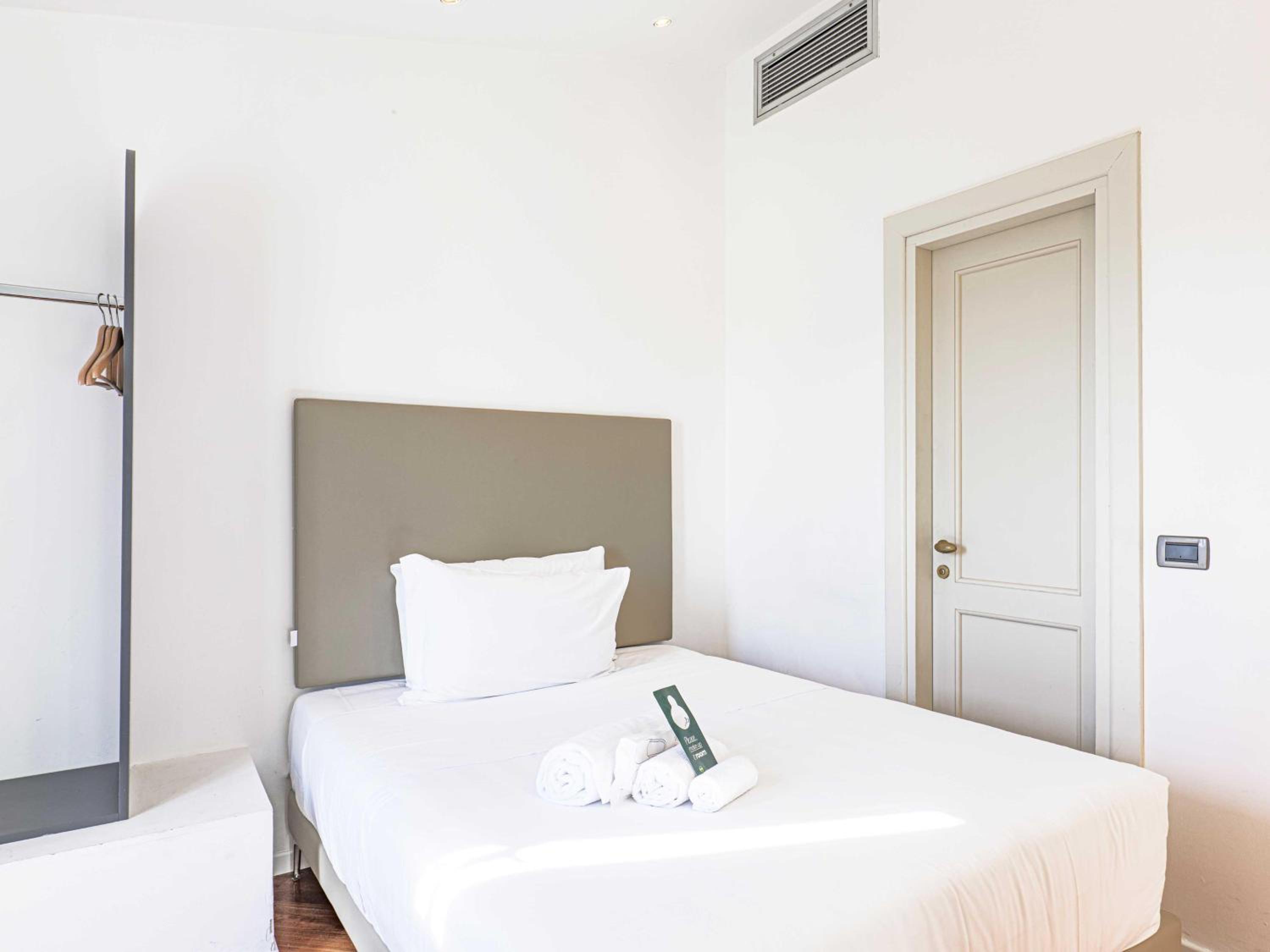Single Room with Terrace photo 1