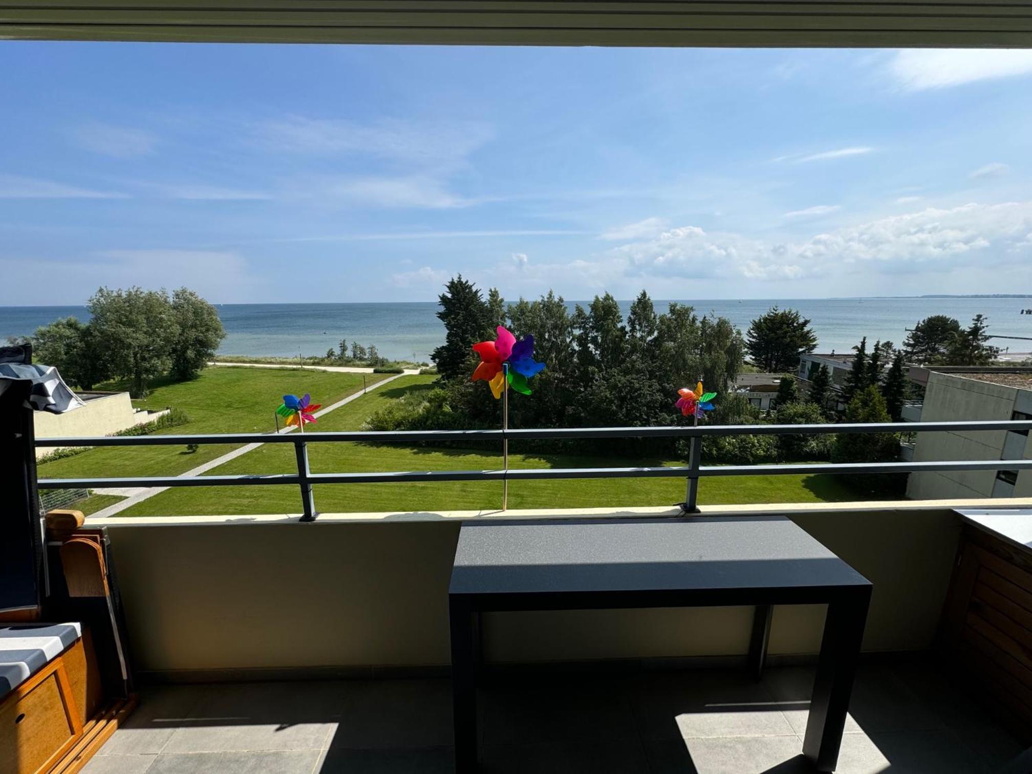 Apartment with Sea View photo 2