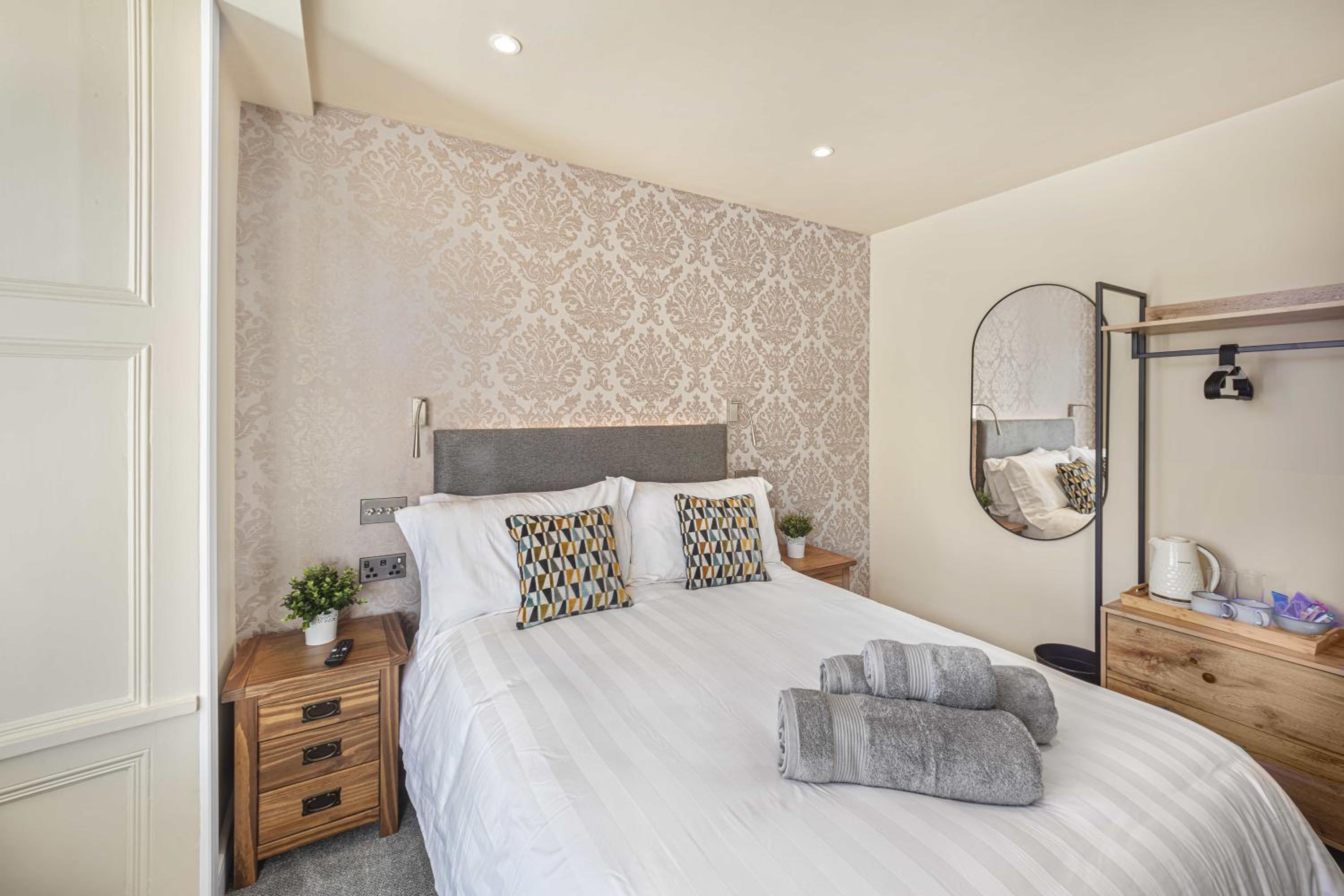Double Room with Private Bathroom photo 2