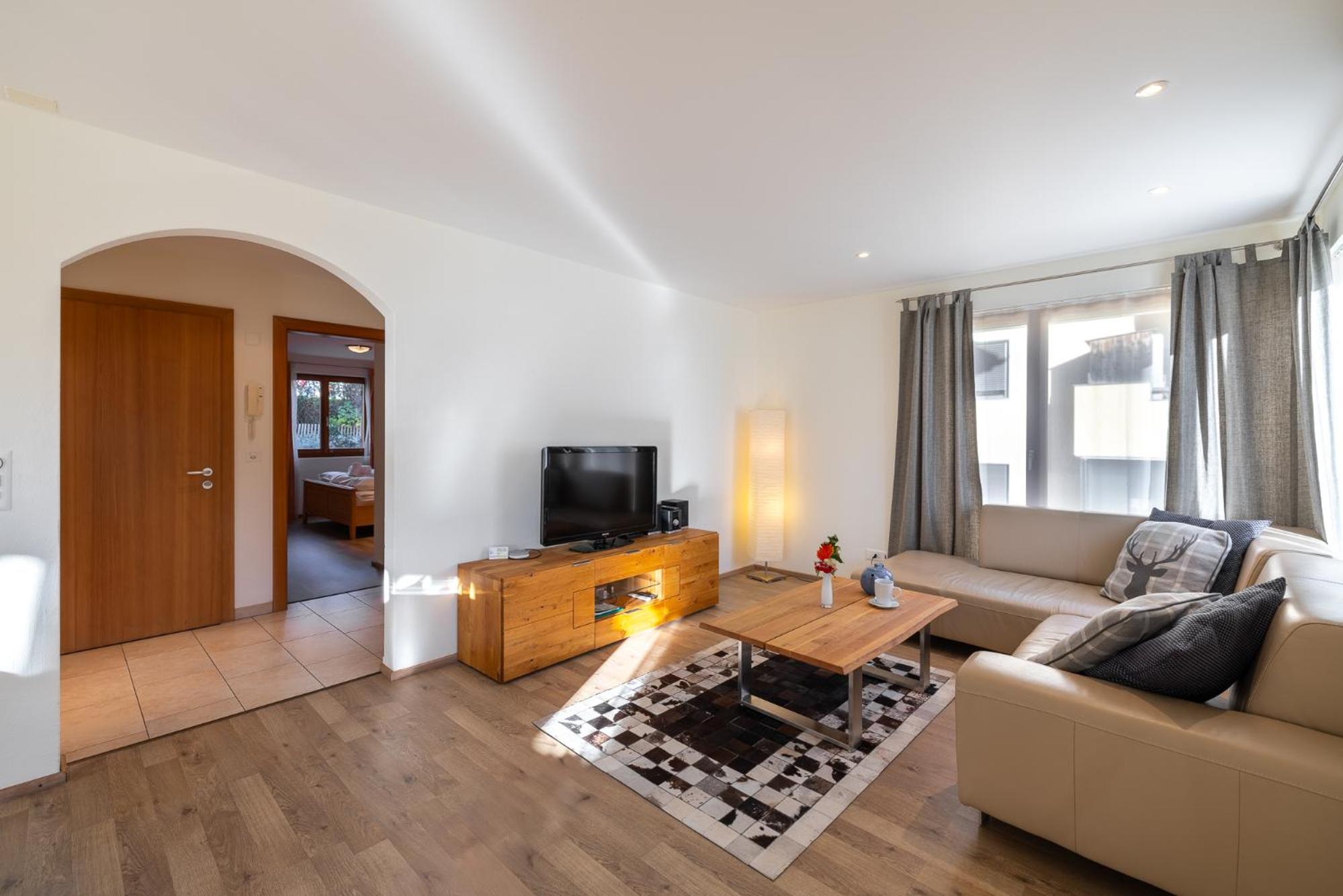 Apartment with Balcony photo 1
