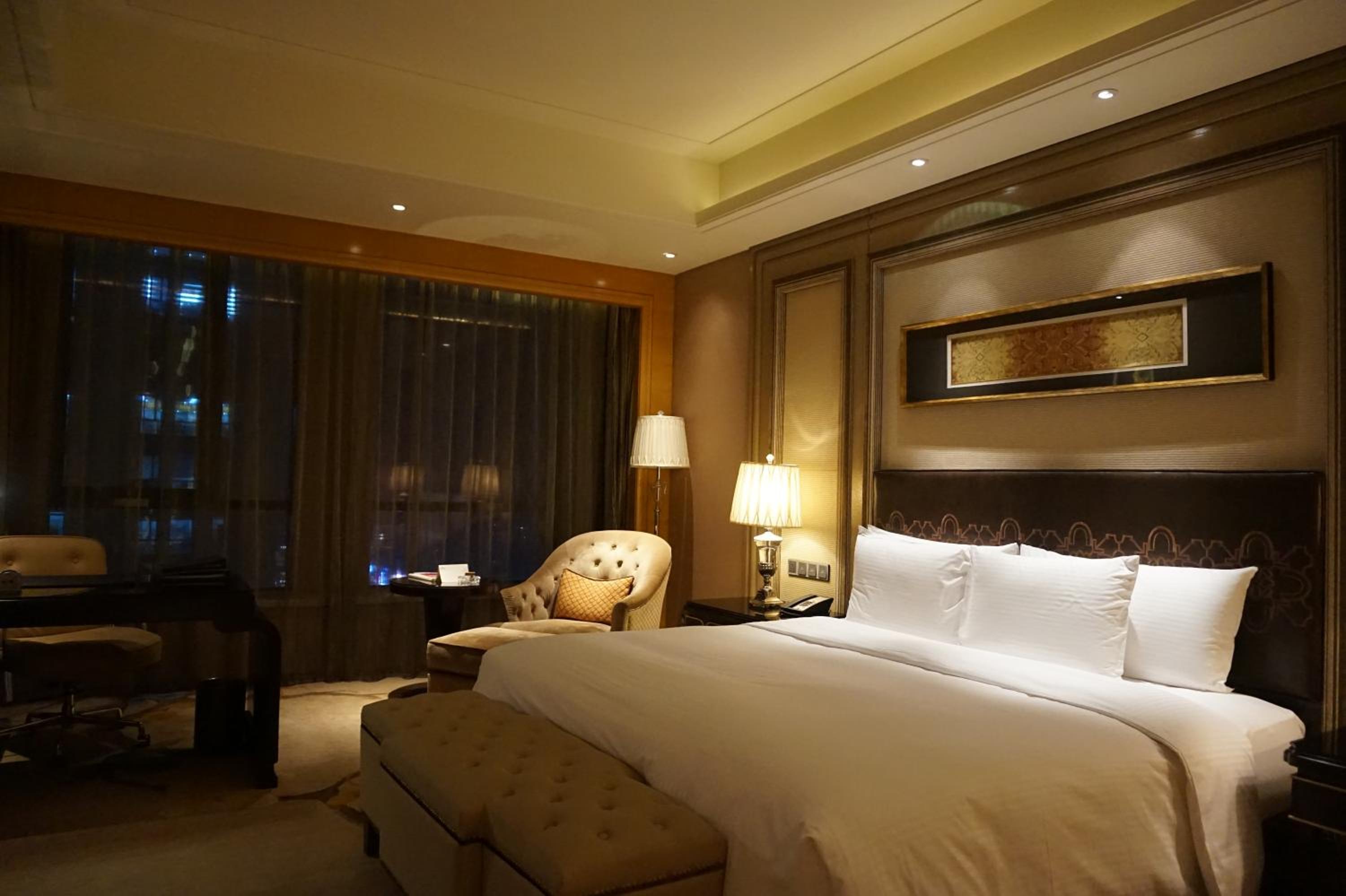 Executive King Room