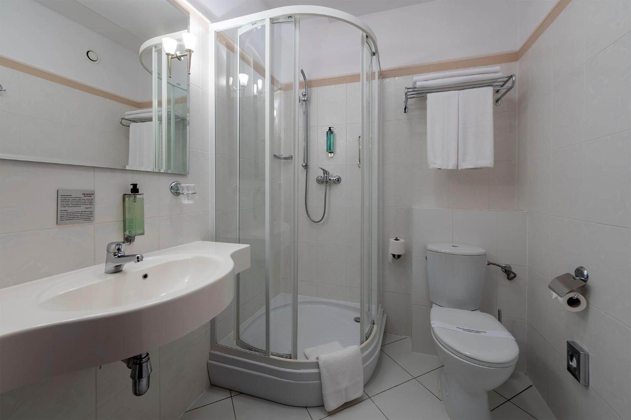 Single Room photo 2