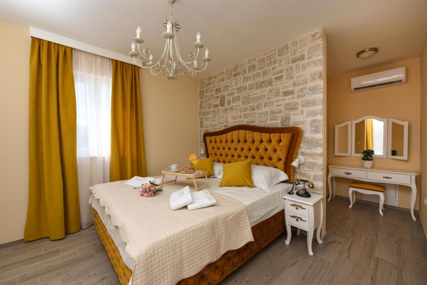 Three-Bedroom Villa photo 1