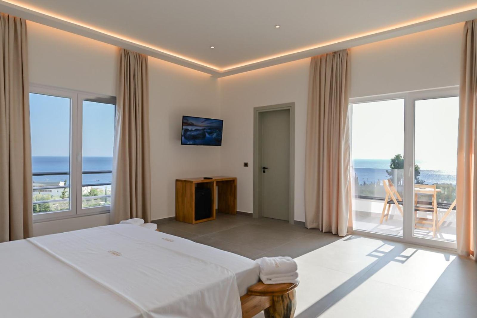 Quadruple Room with Sea View