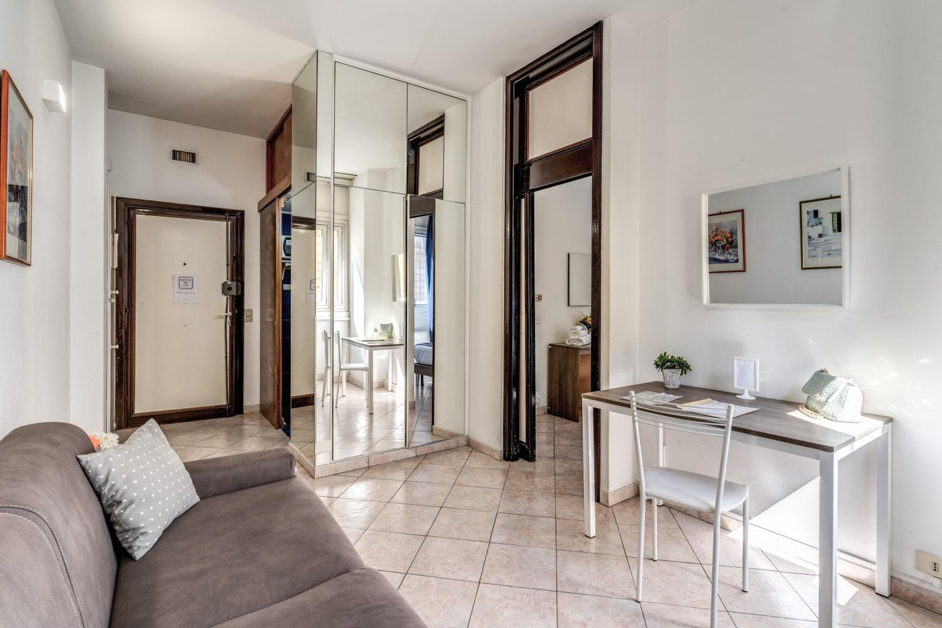 One-Bedroom Standard Apartment