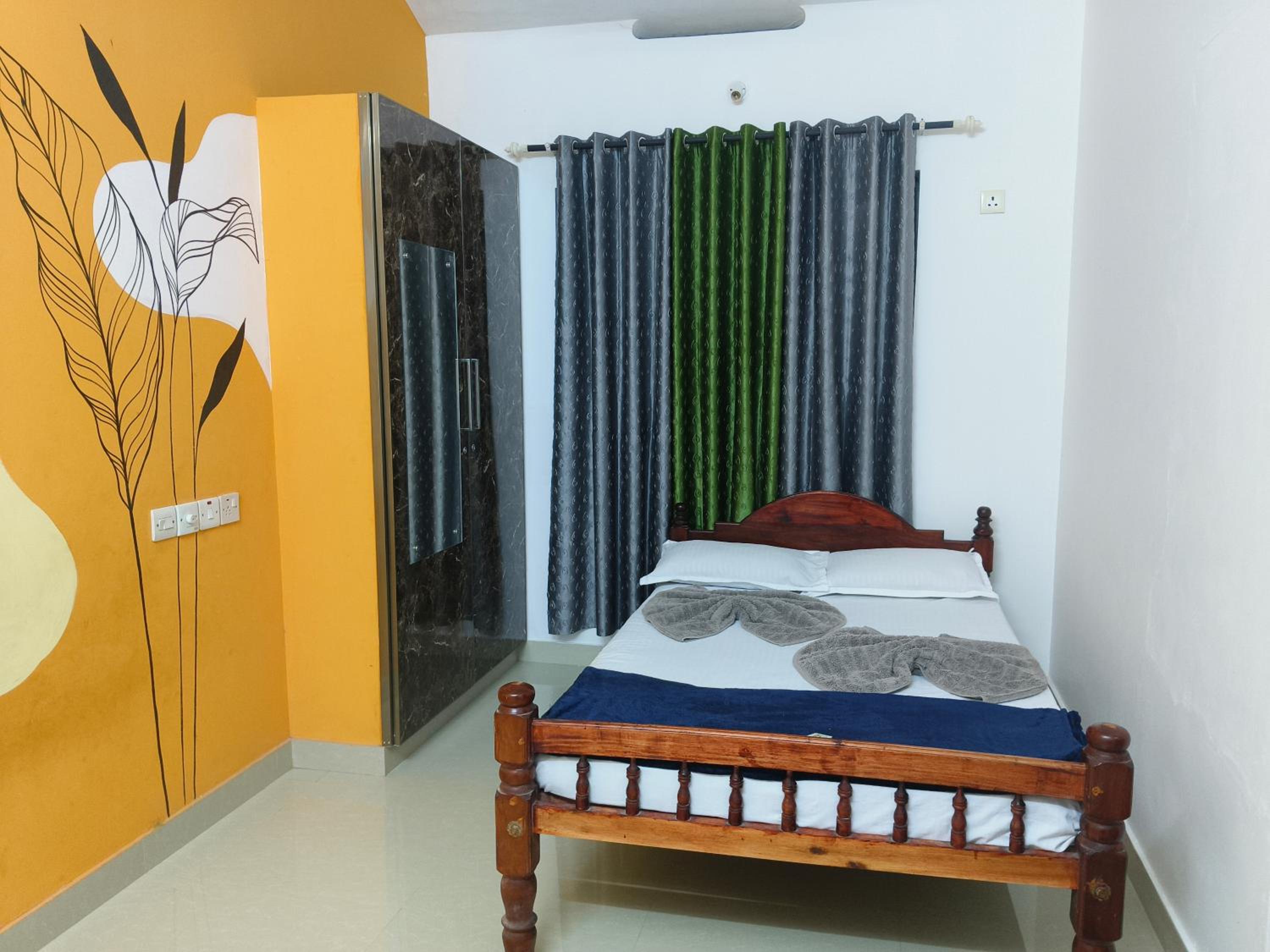 Budget Double Room photo 3
