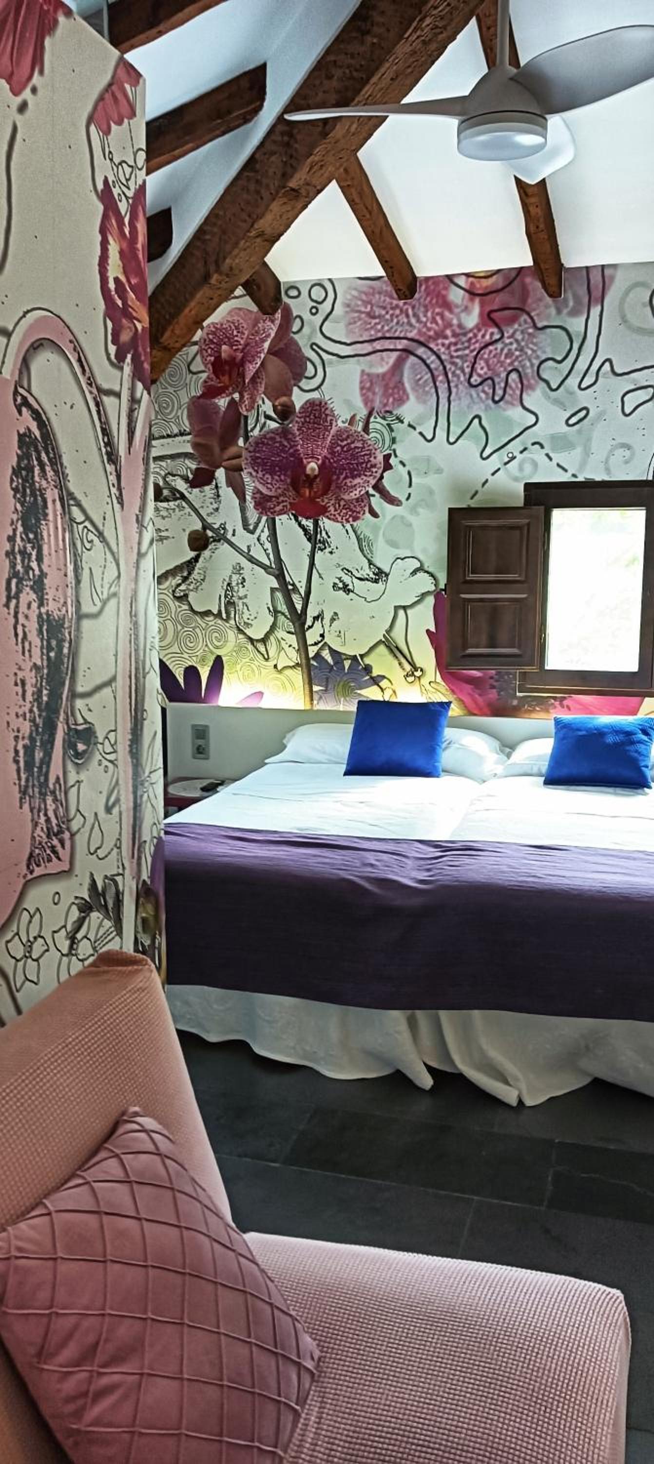 Double Room with Extra Bed - Photo 3