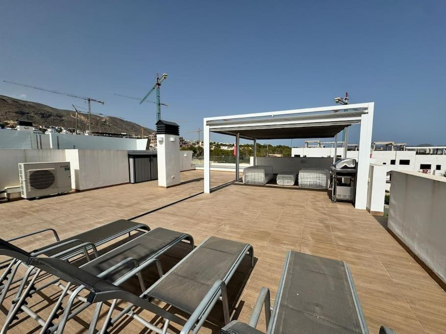 Three-Bedroom Villa photo 2