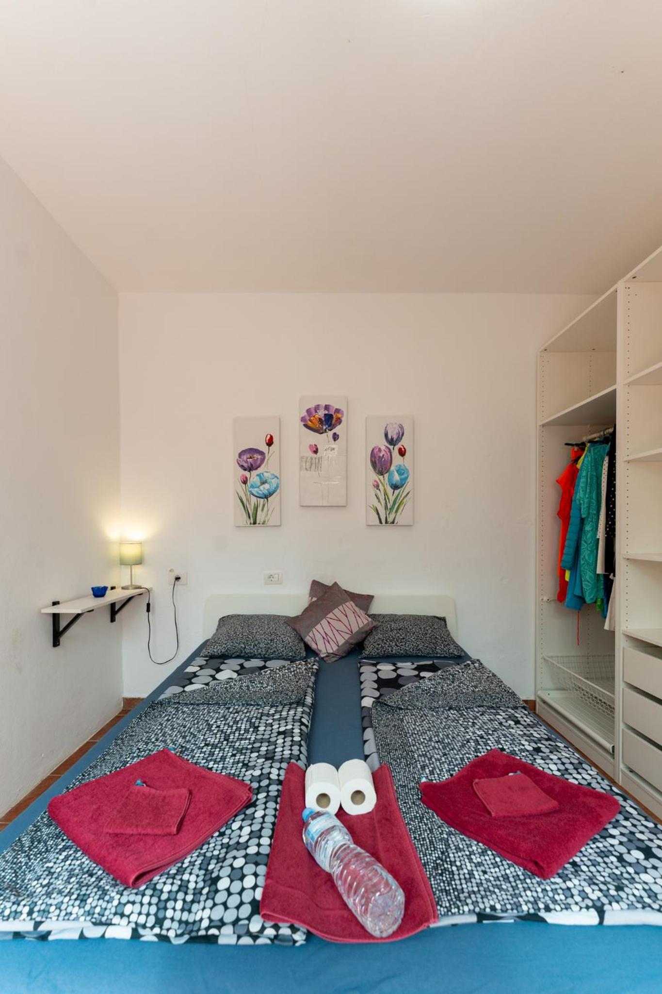 Habitación doble con baño compartido