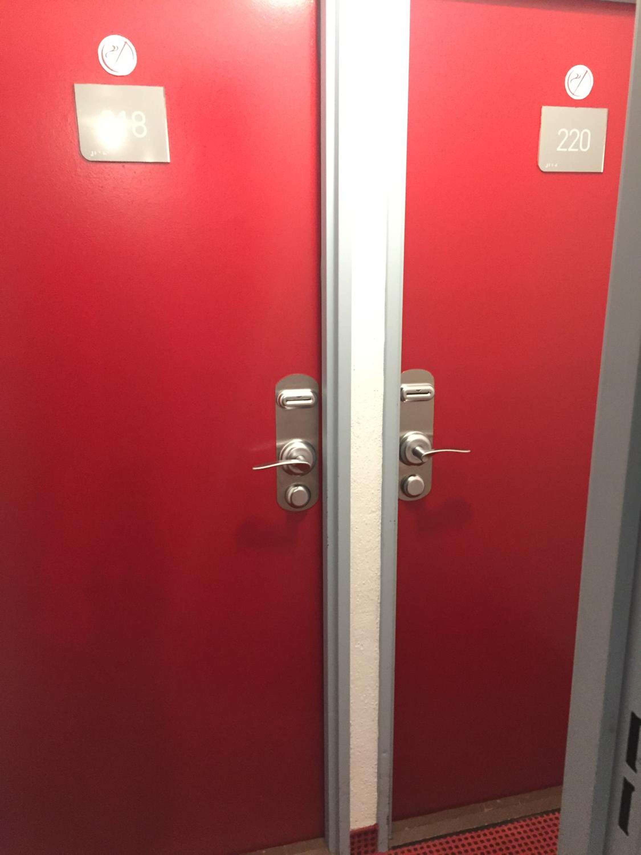 Adjoining Rooms photo 1