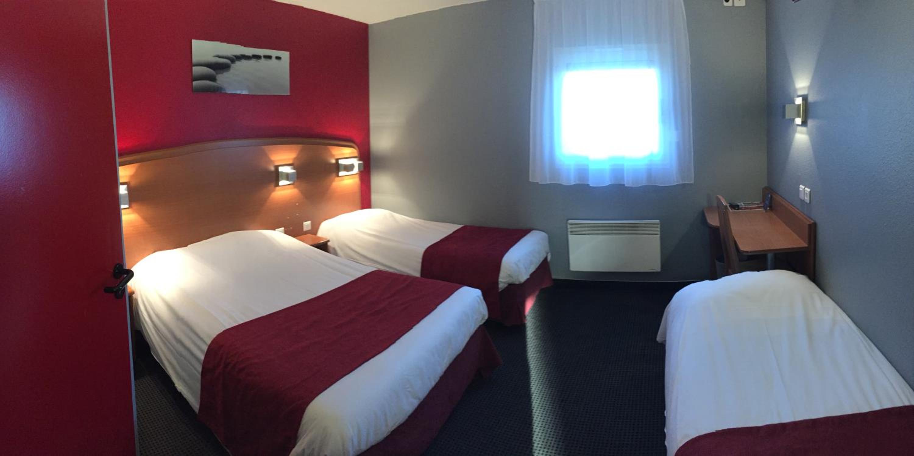 Triple Room