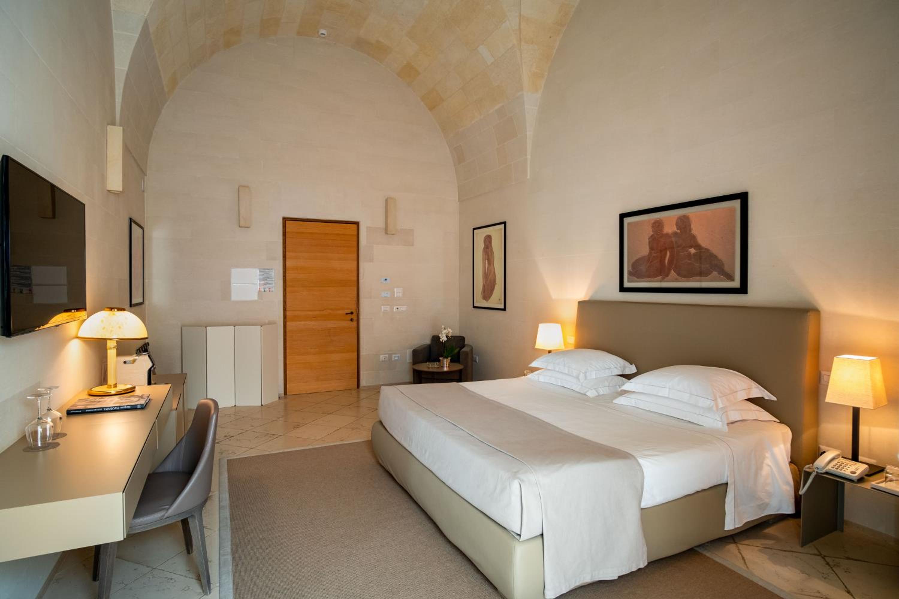Deluxe Double Room photo 2