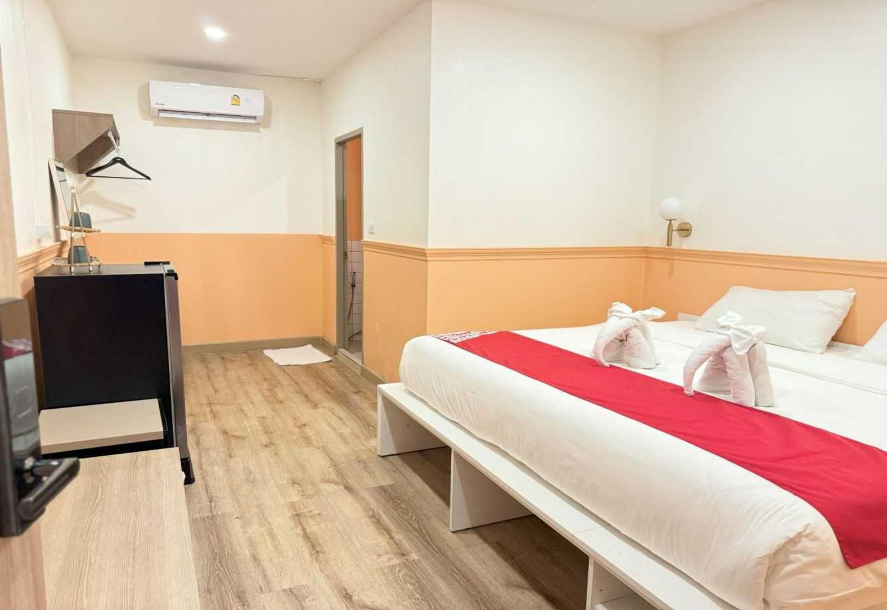 Standard Double Room - Photo 1