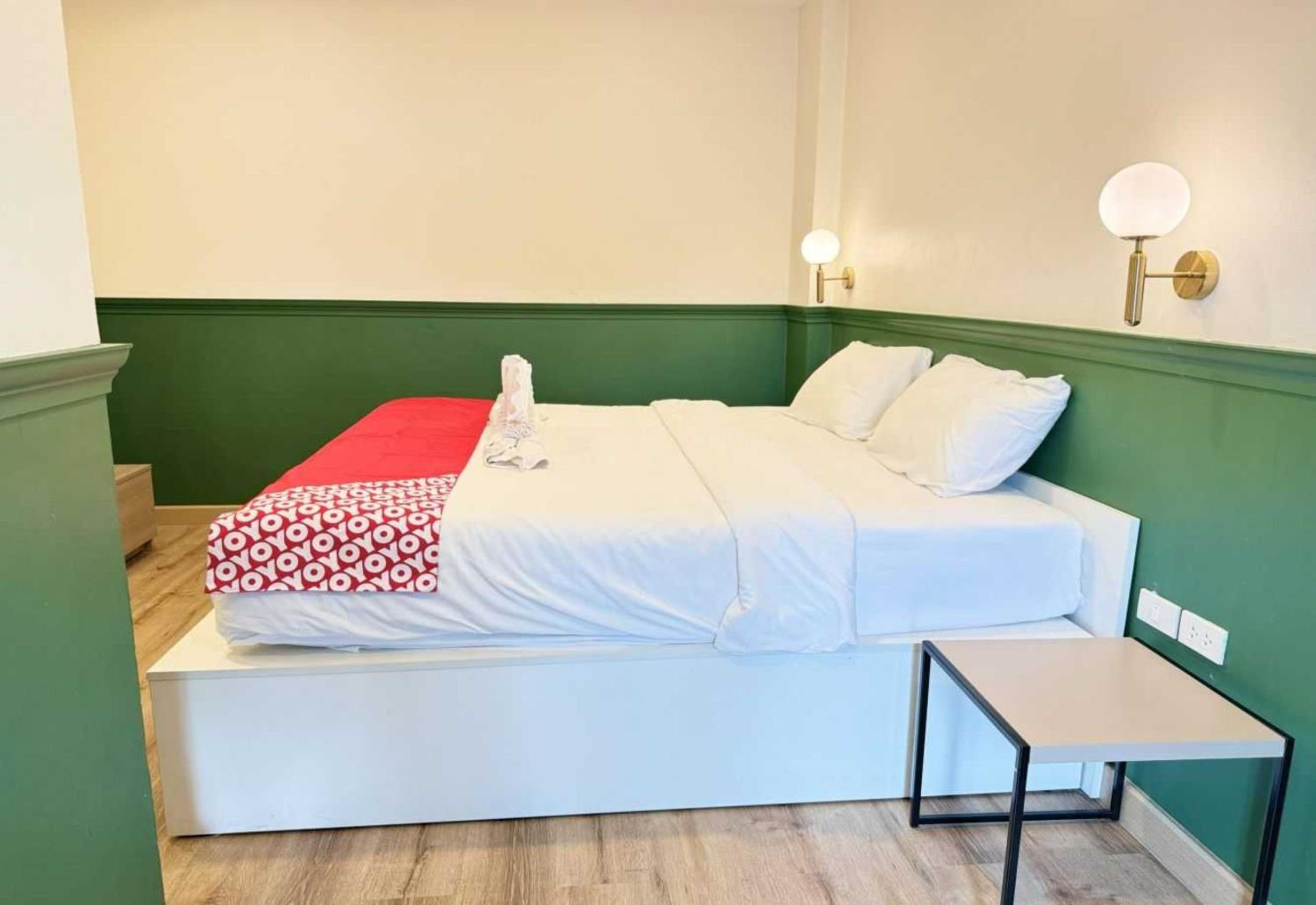 Suite - Photo 4