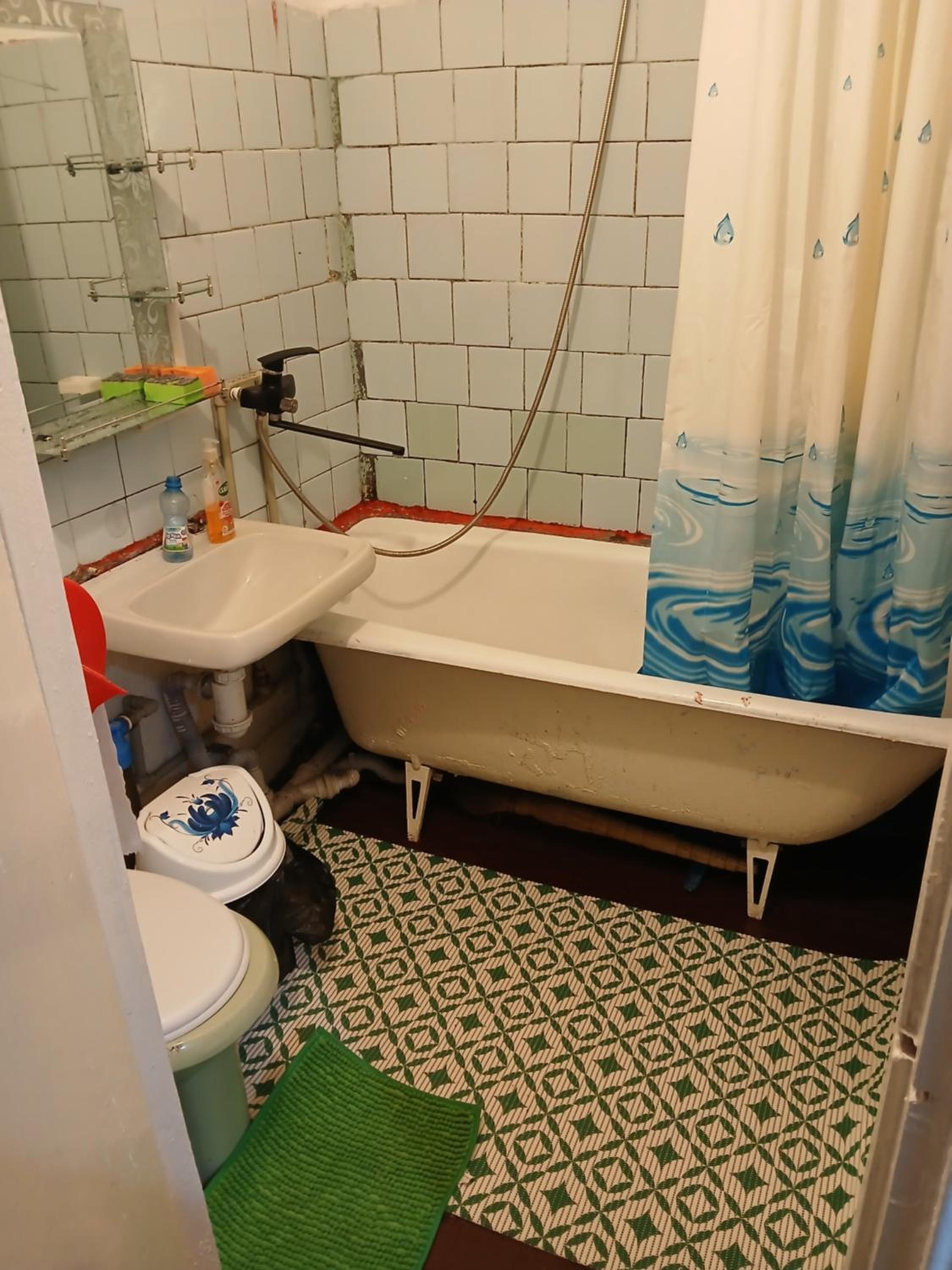 One-Bedroom Apartment photo 2