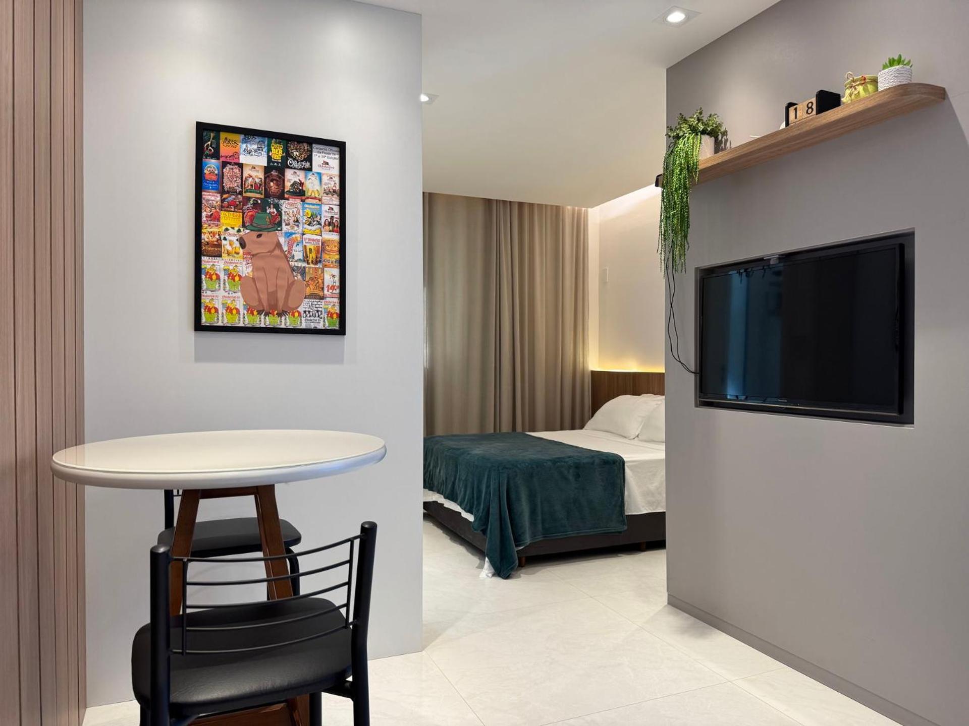 Apartment photo 2