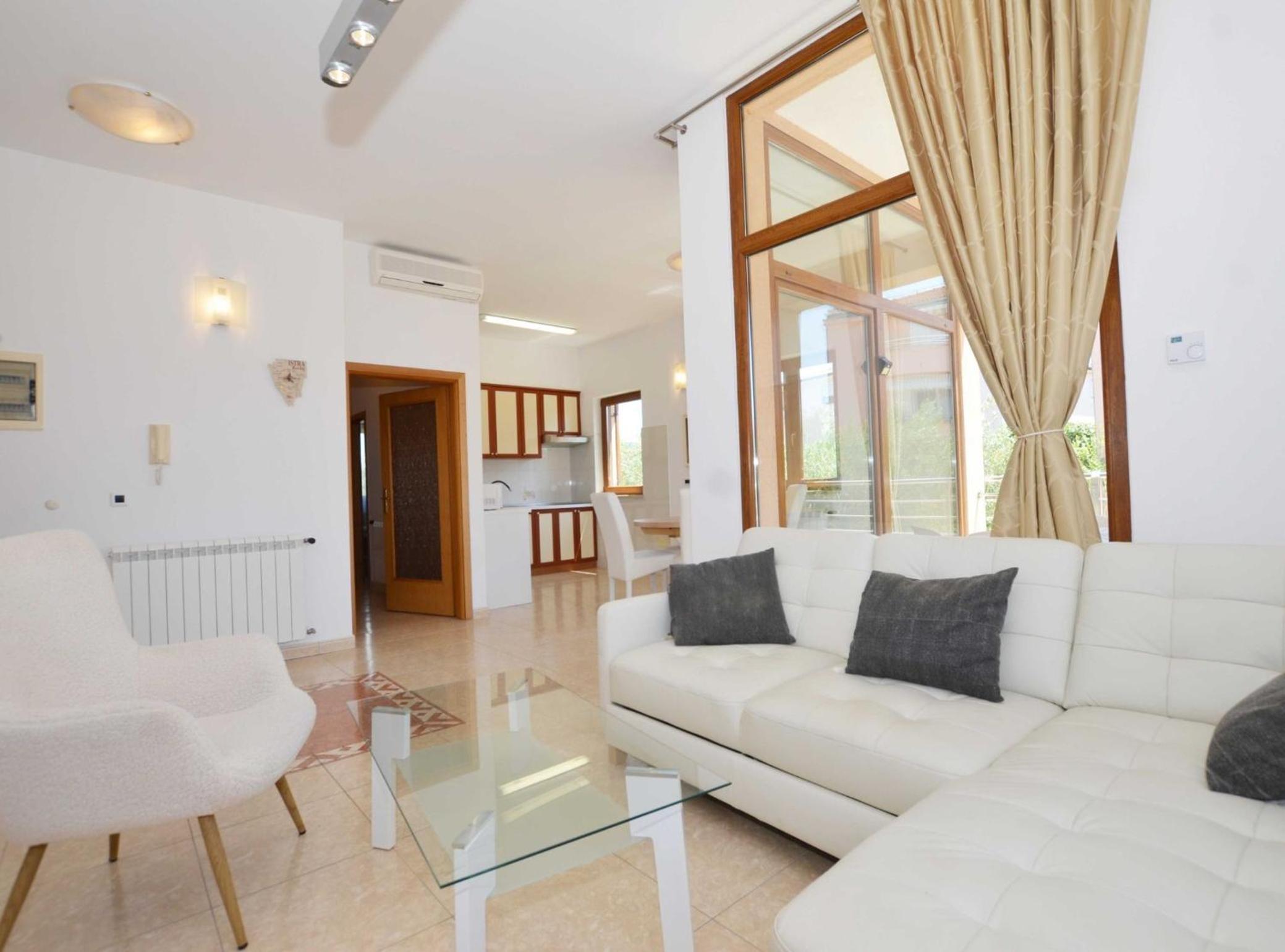 2 Bedroom Apartment With Balcony 
