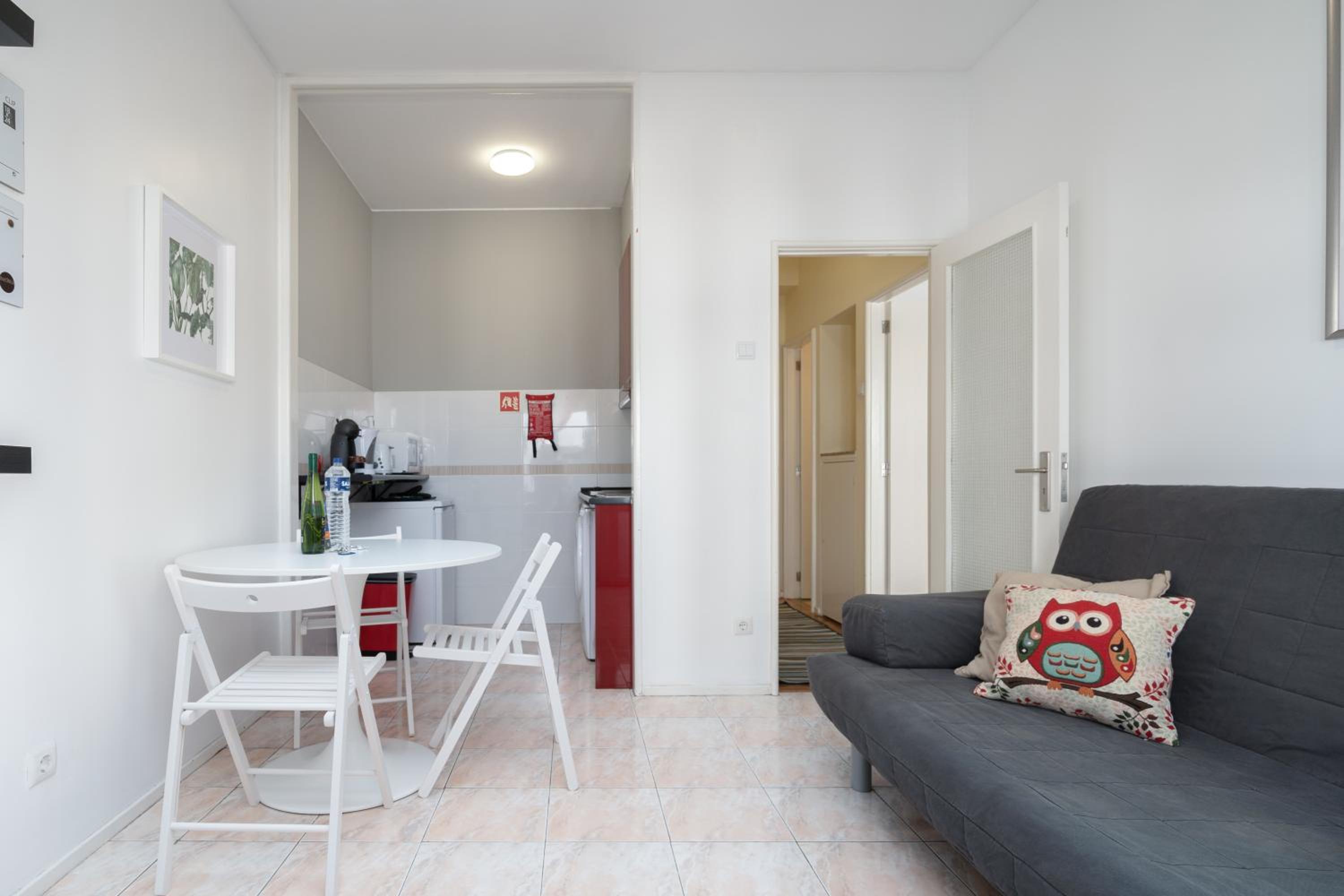 Classic Apartment - Photo 4
