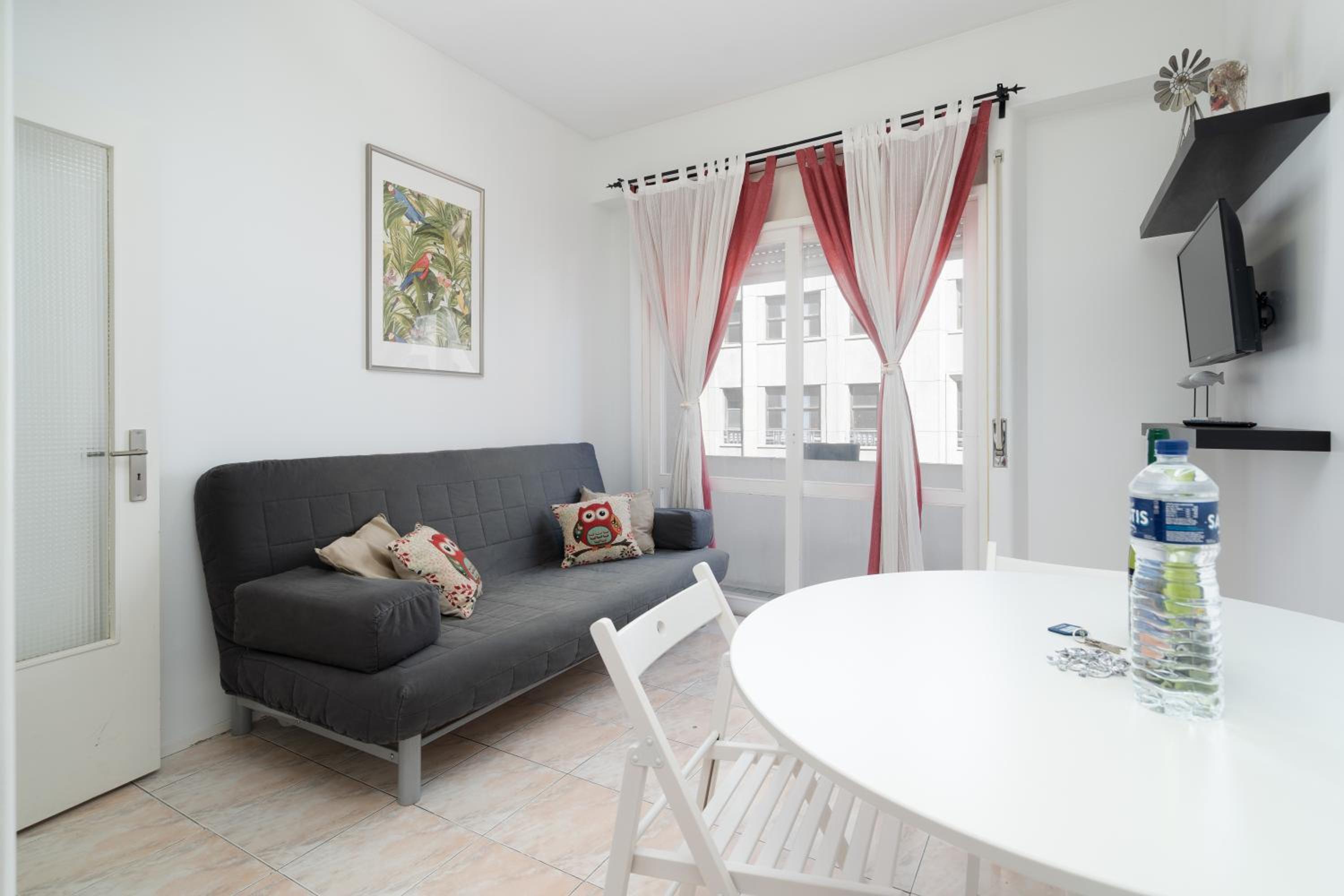 Classic Apartment - Photo 12