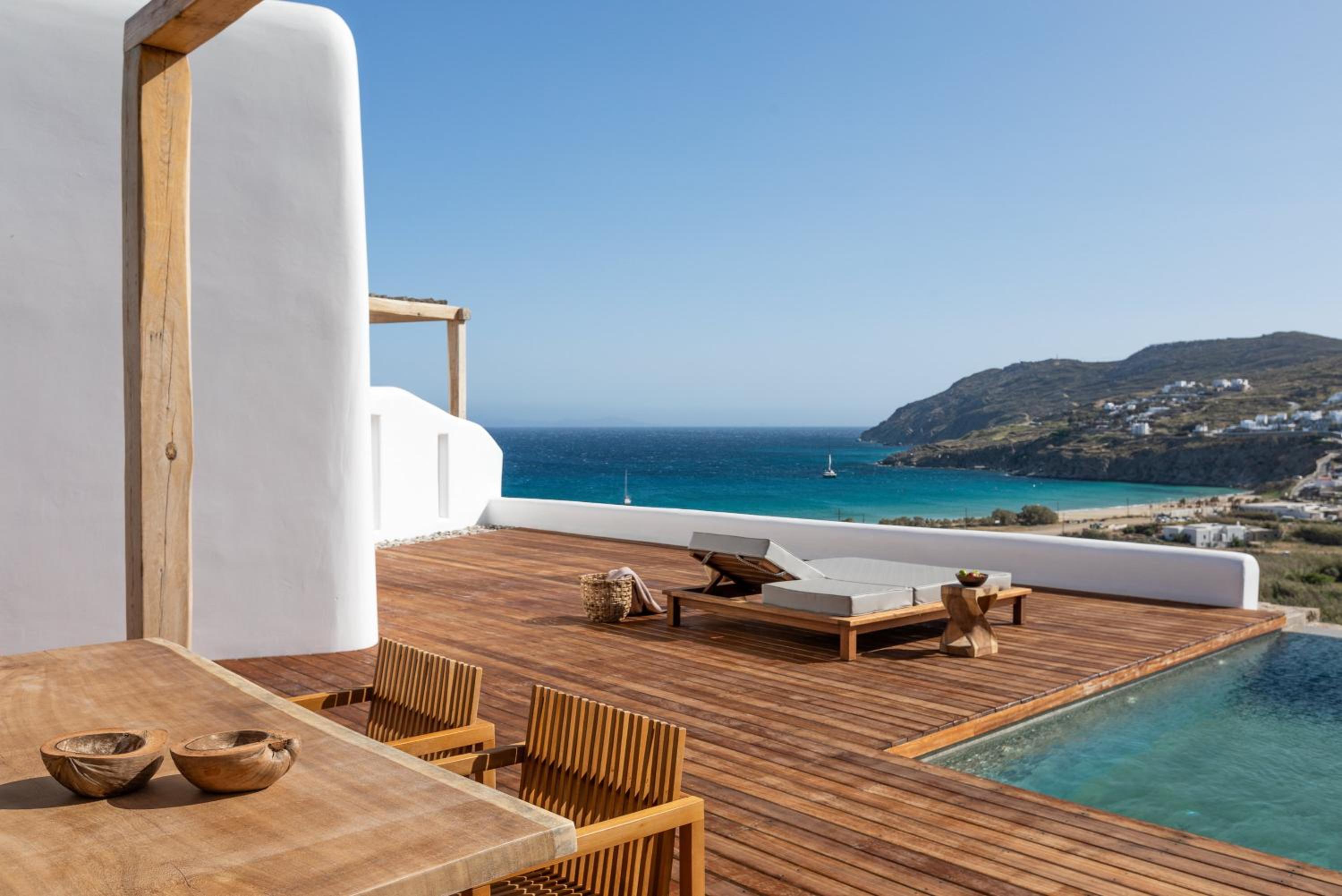 Premium Corner Suite with Private Pool & Sea View - Photo 4