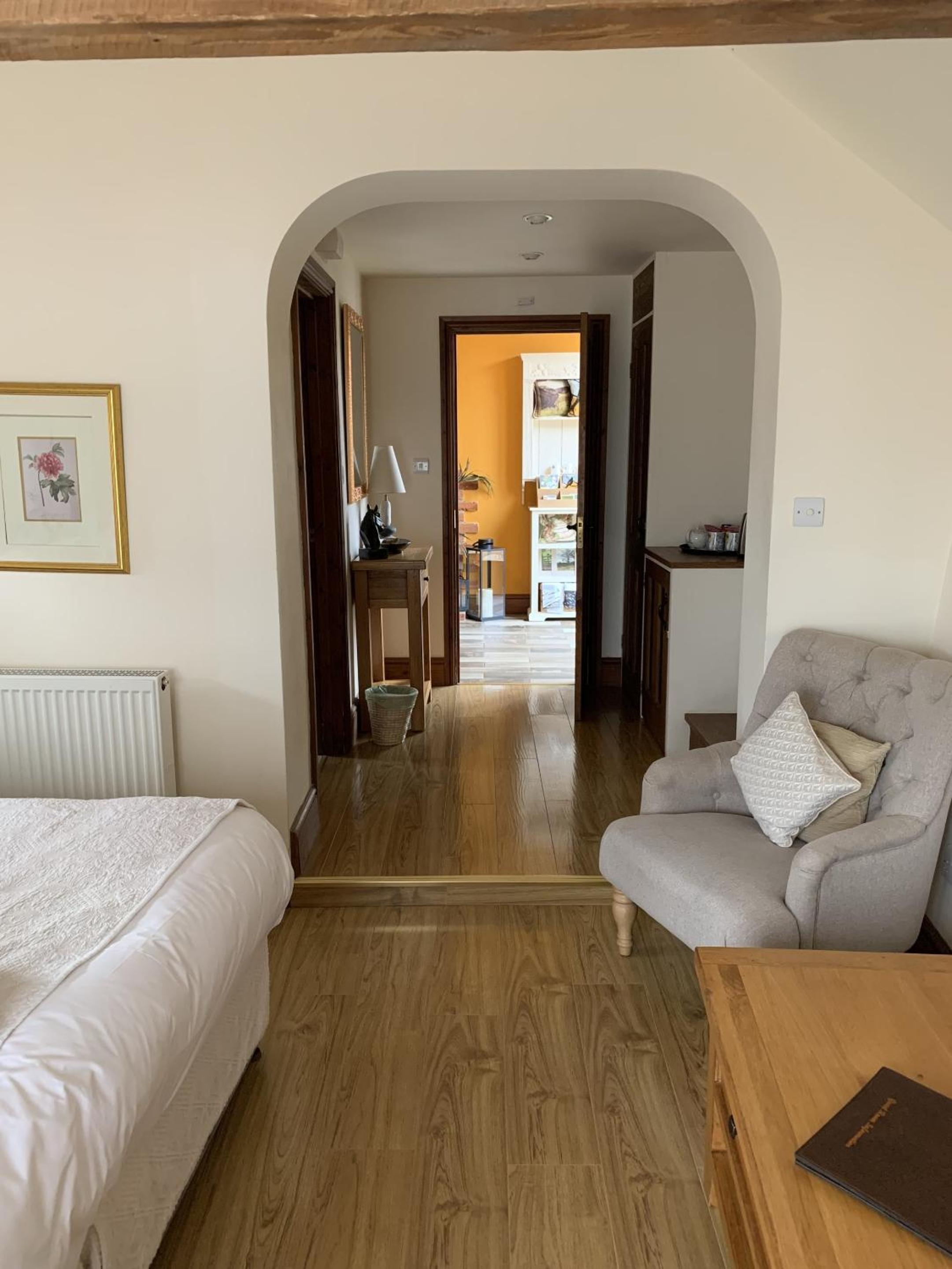 Standard Double or Twin Room photo 2