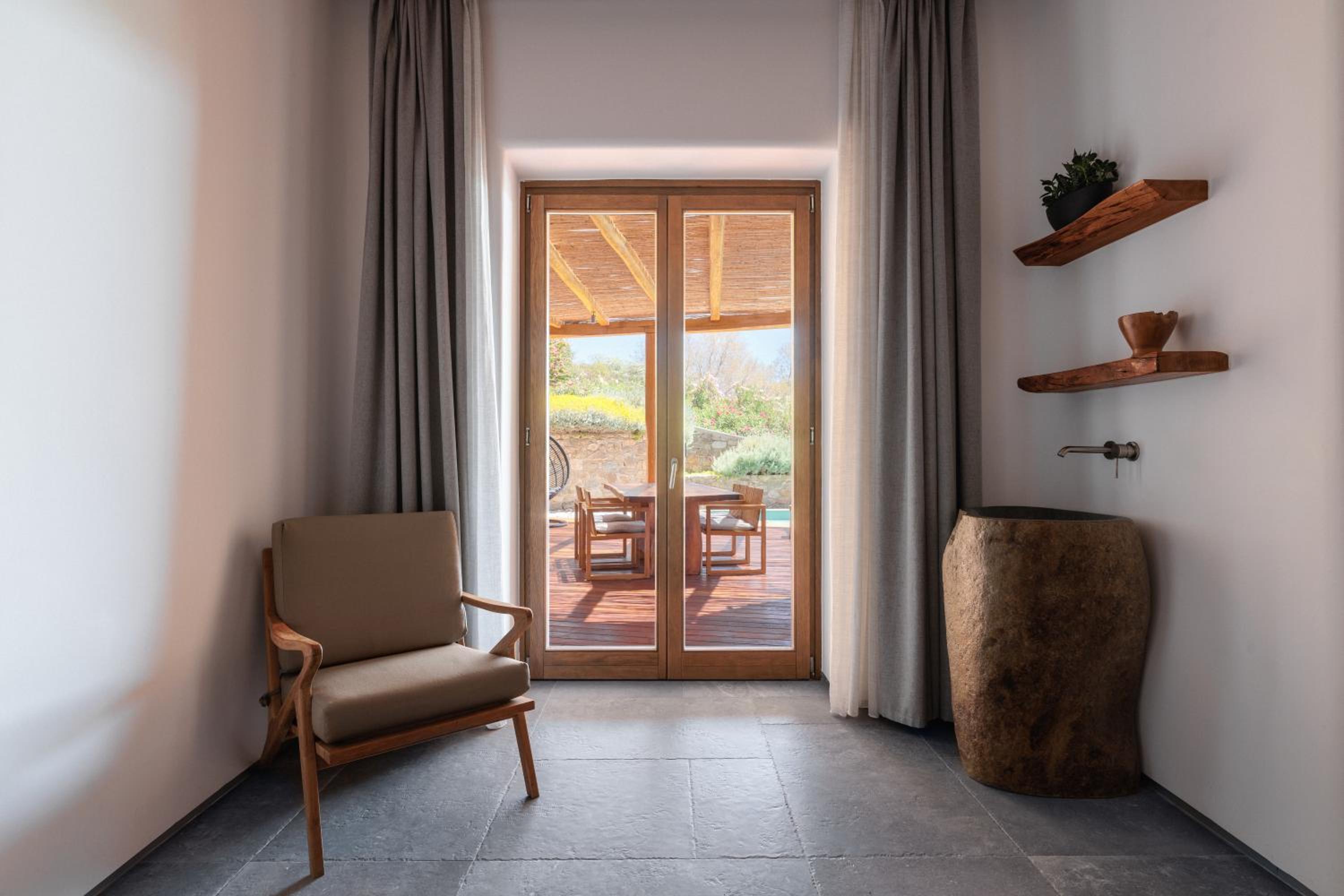 Villa with Private Pool & Sea View - Photo 10