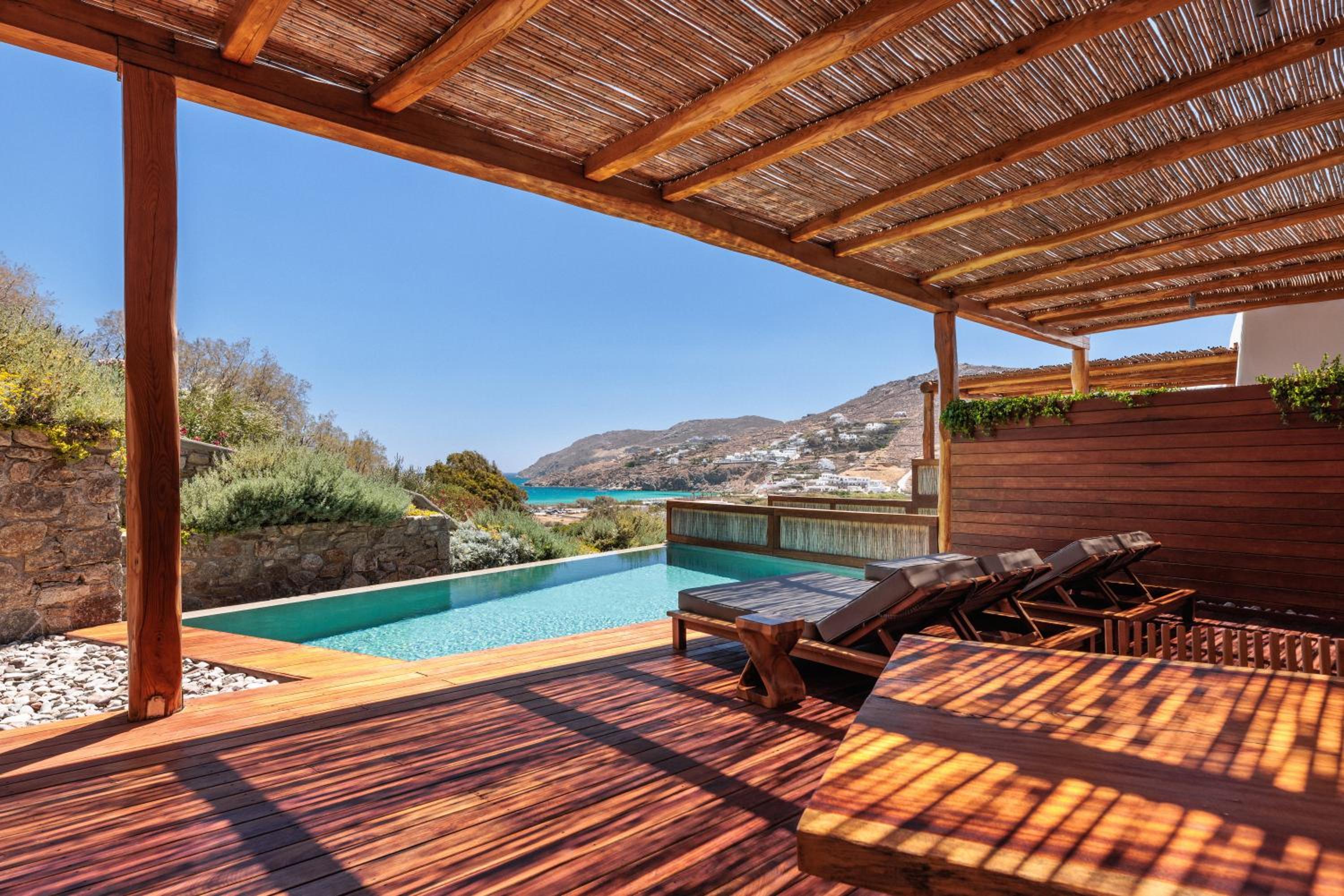Villa with Private Pool & Sea View - Photo 11
