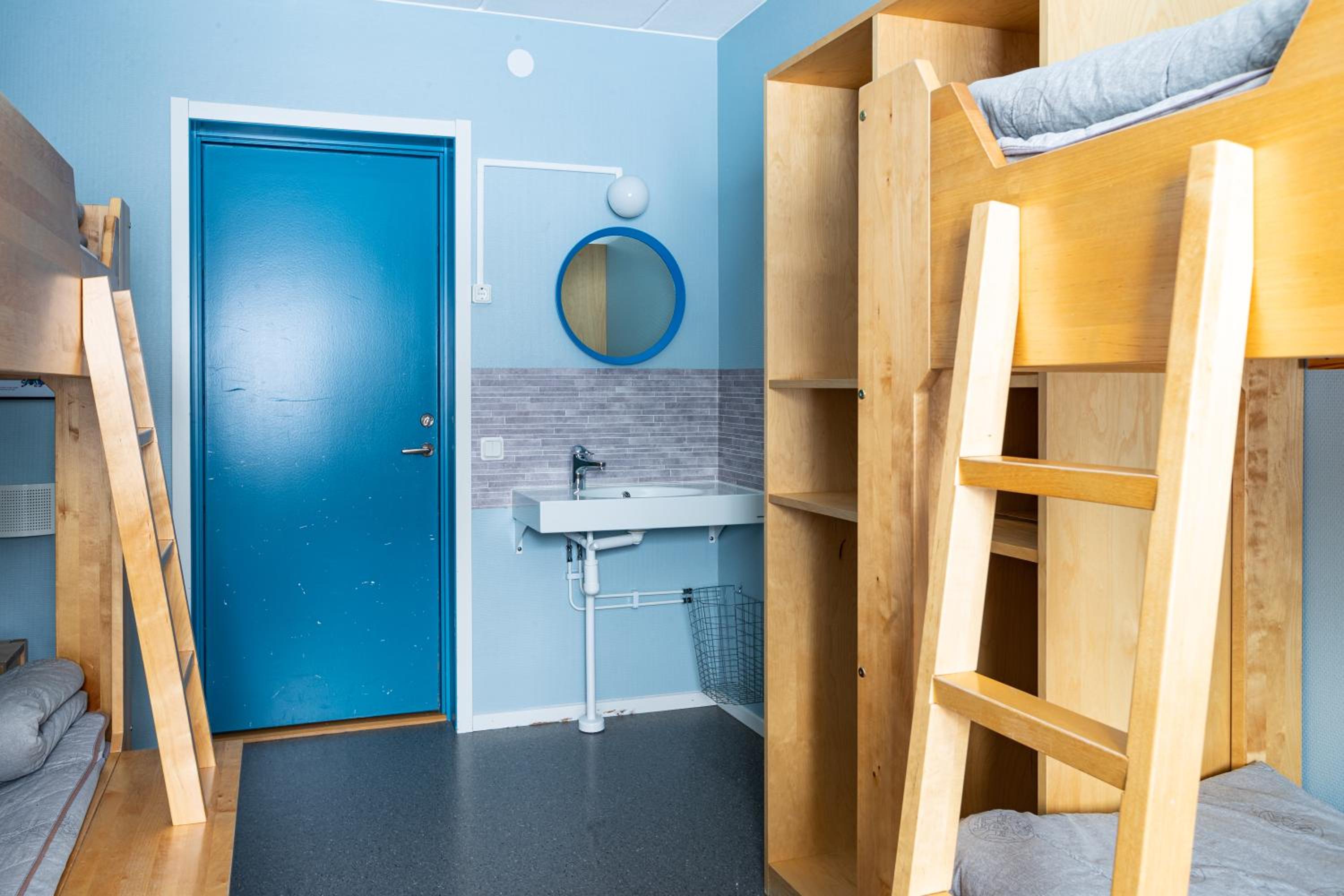 Quadruple Room with Shared Bathroom photo 1