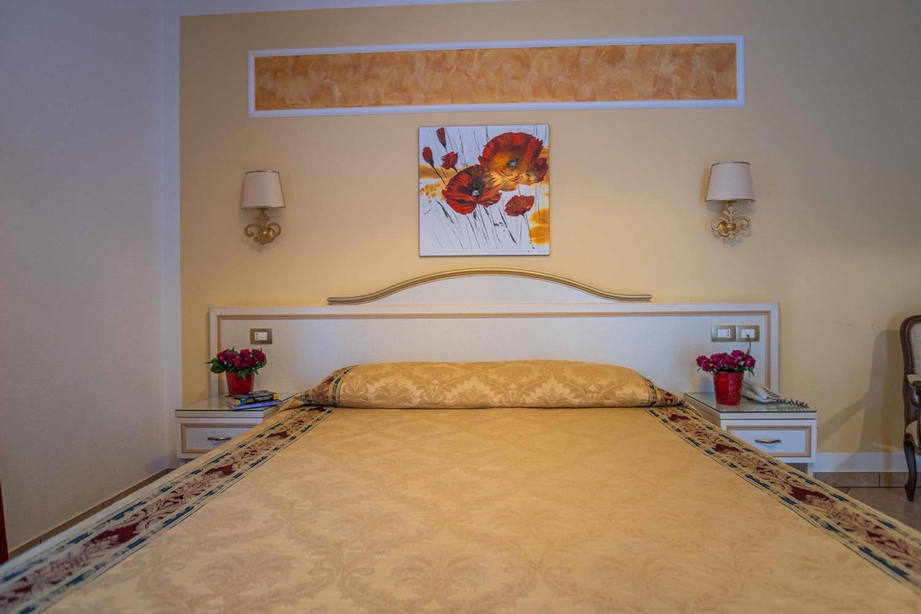 Junior Suite - Photo 12