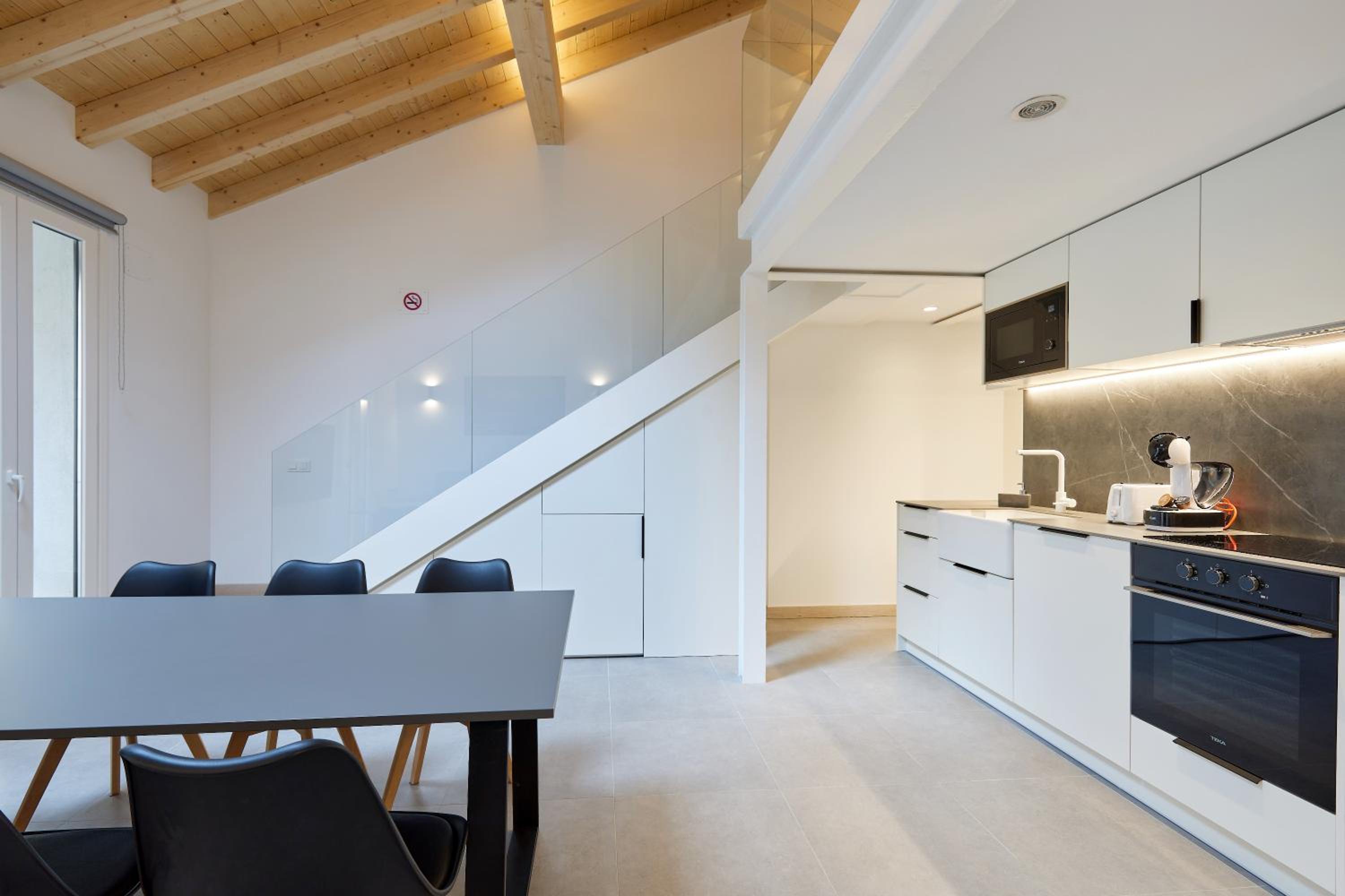 Maisonette photo 2