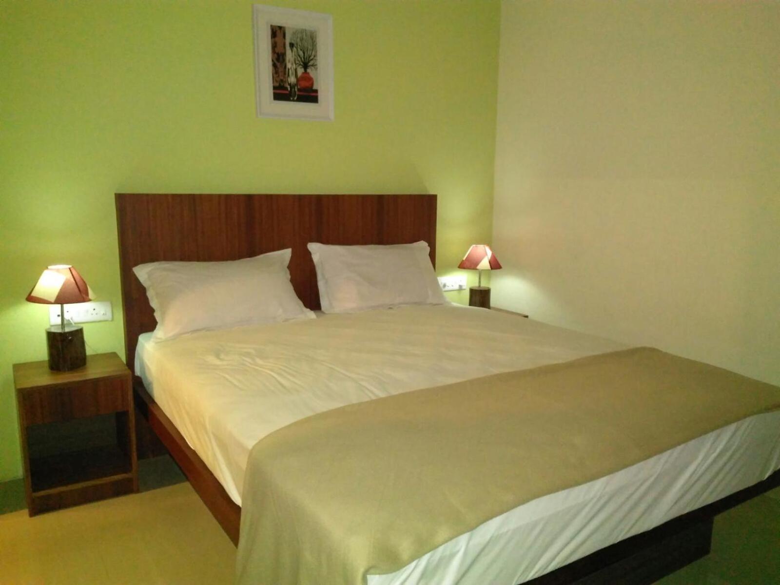 Deluxe Double Room with Sea View - Photo 2