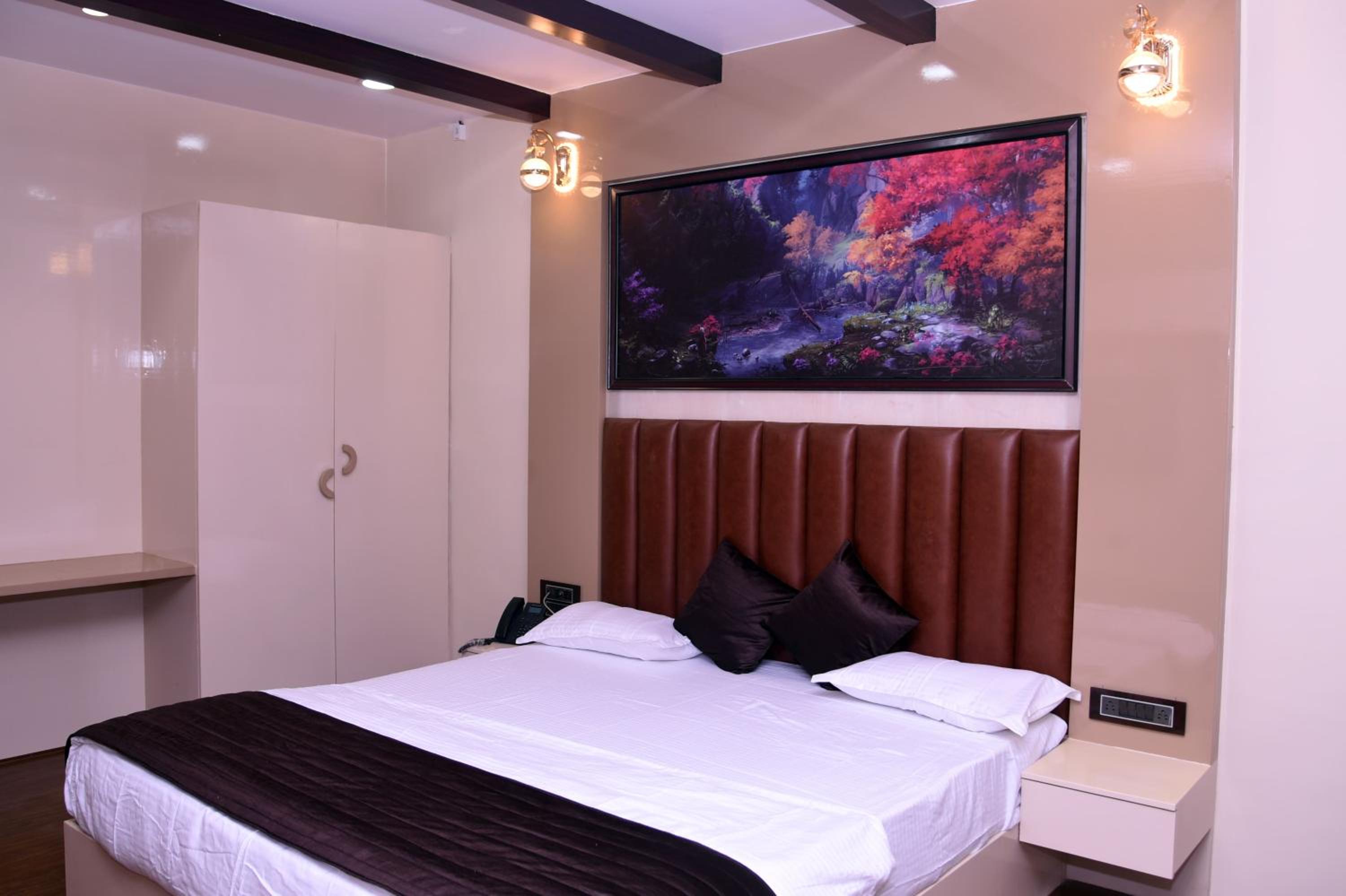 Executive Suite photo 1