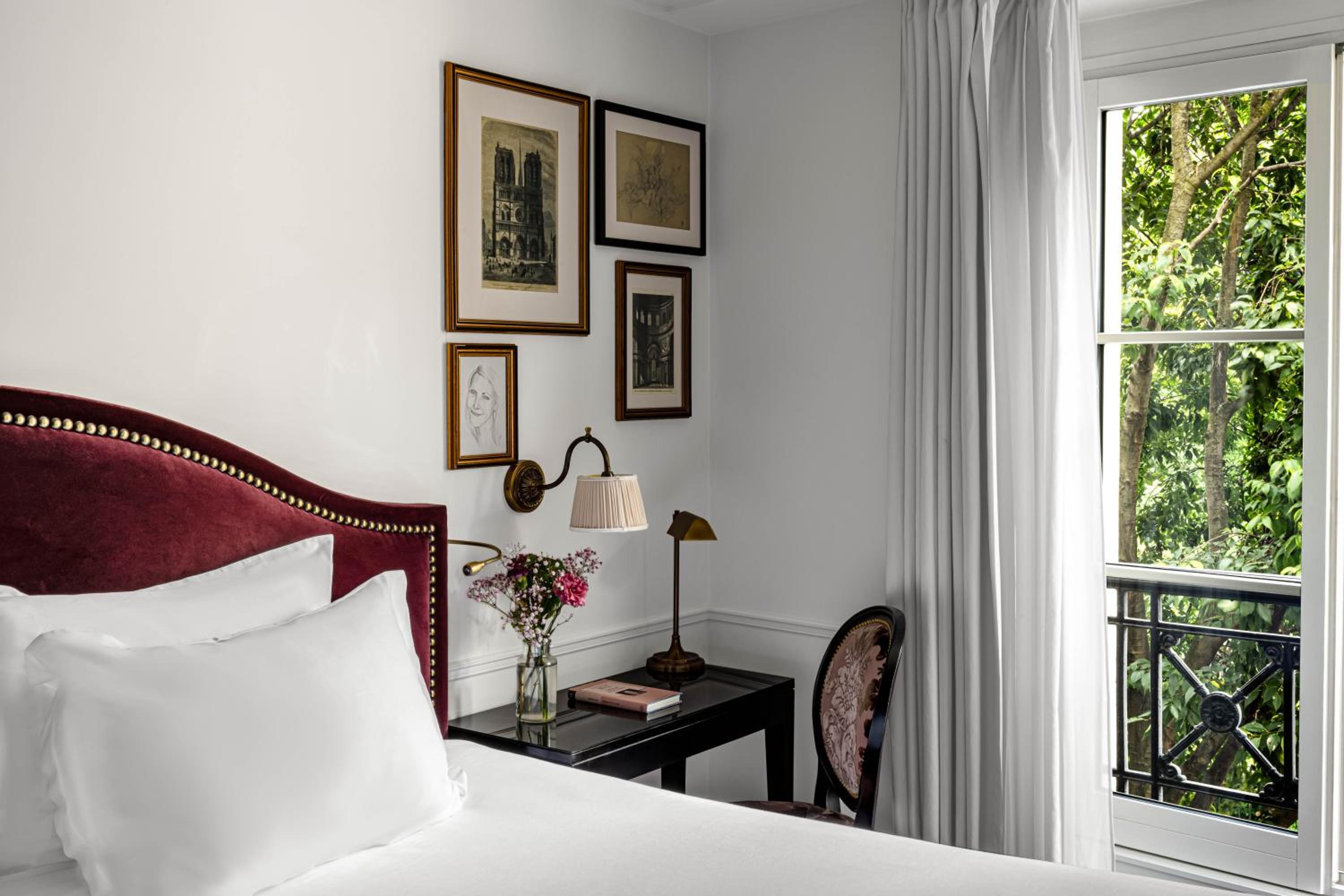 Large Double Room photo 1