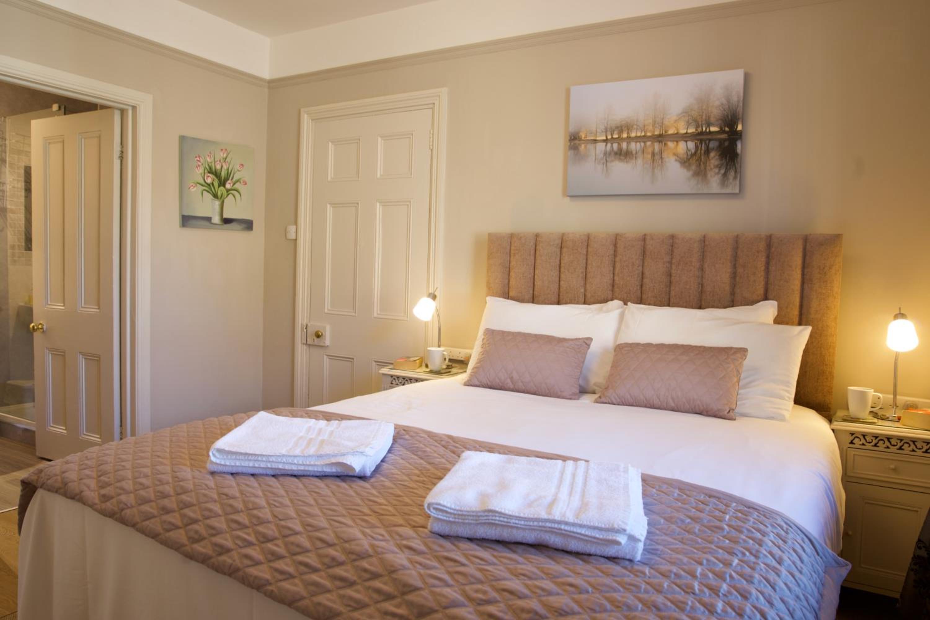 One-Bedroom House photo 1