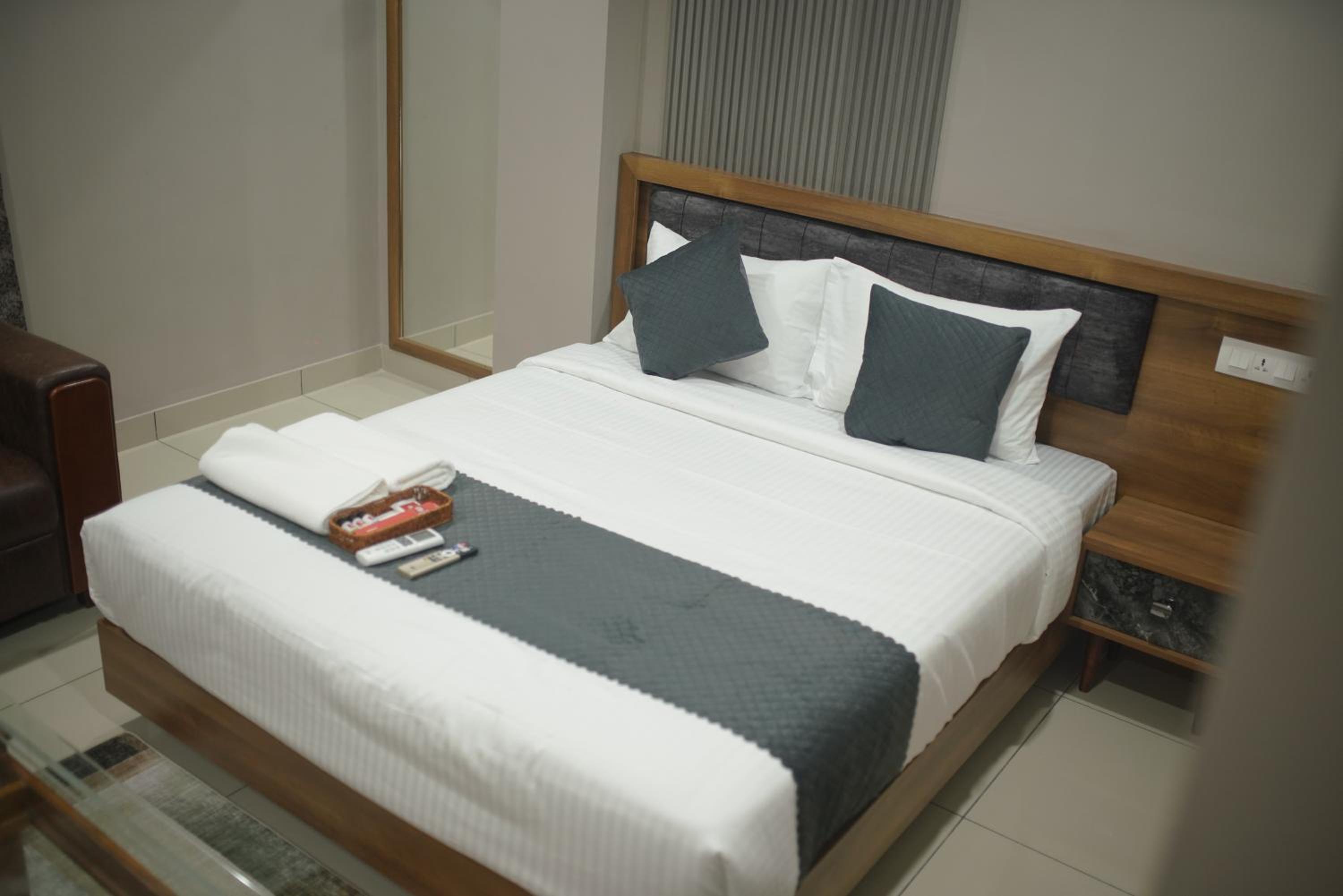 Deluxe Double Room - Photo 4