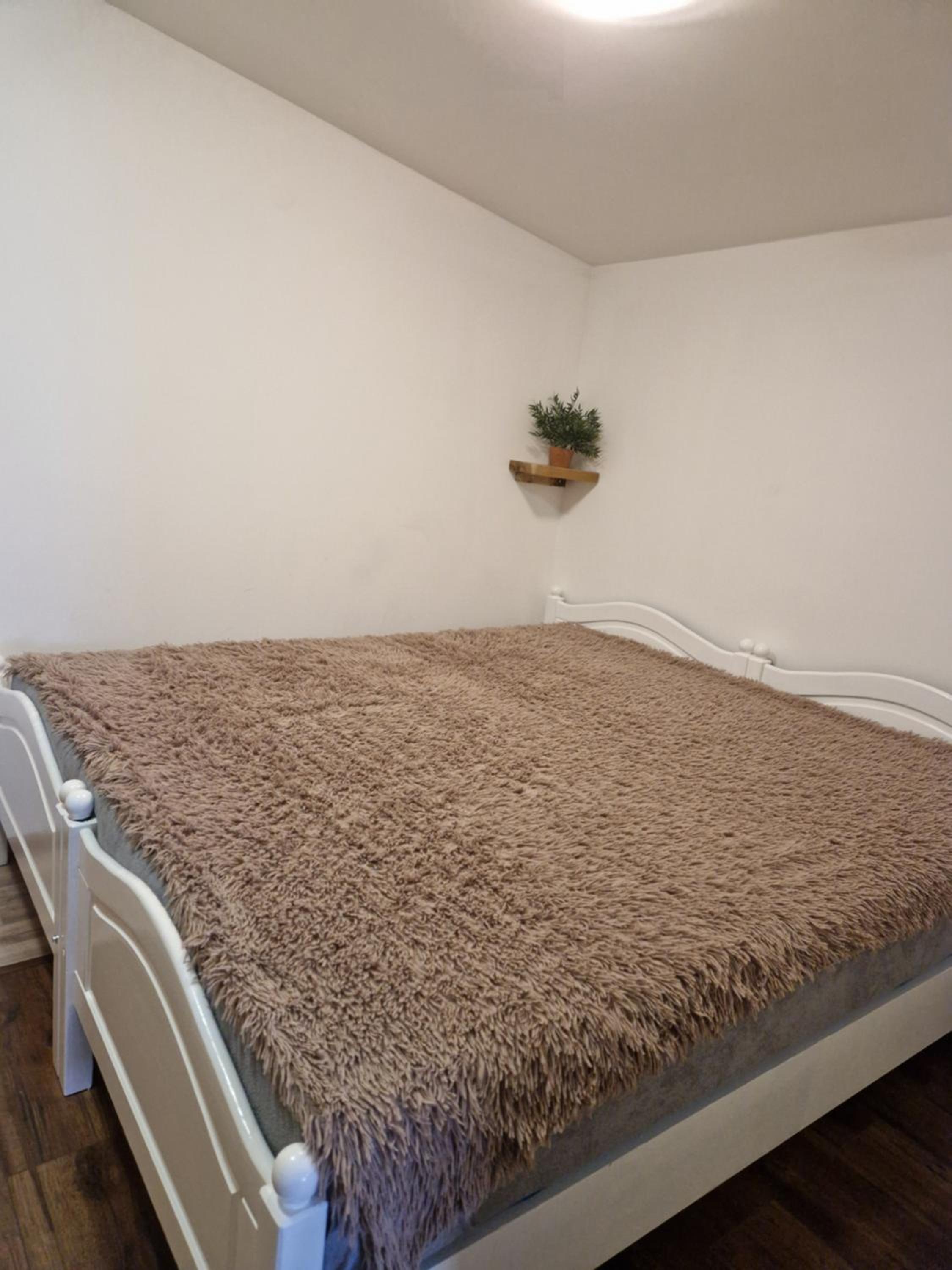 Apartment - Photo 13