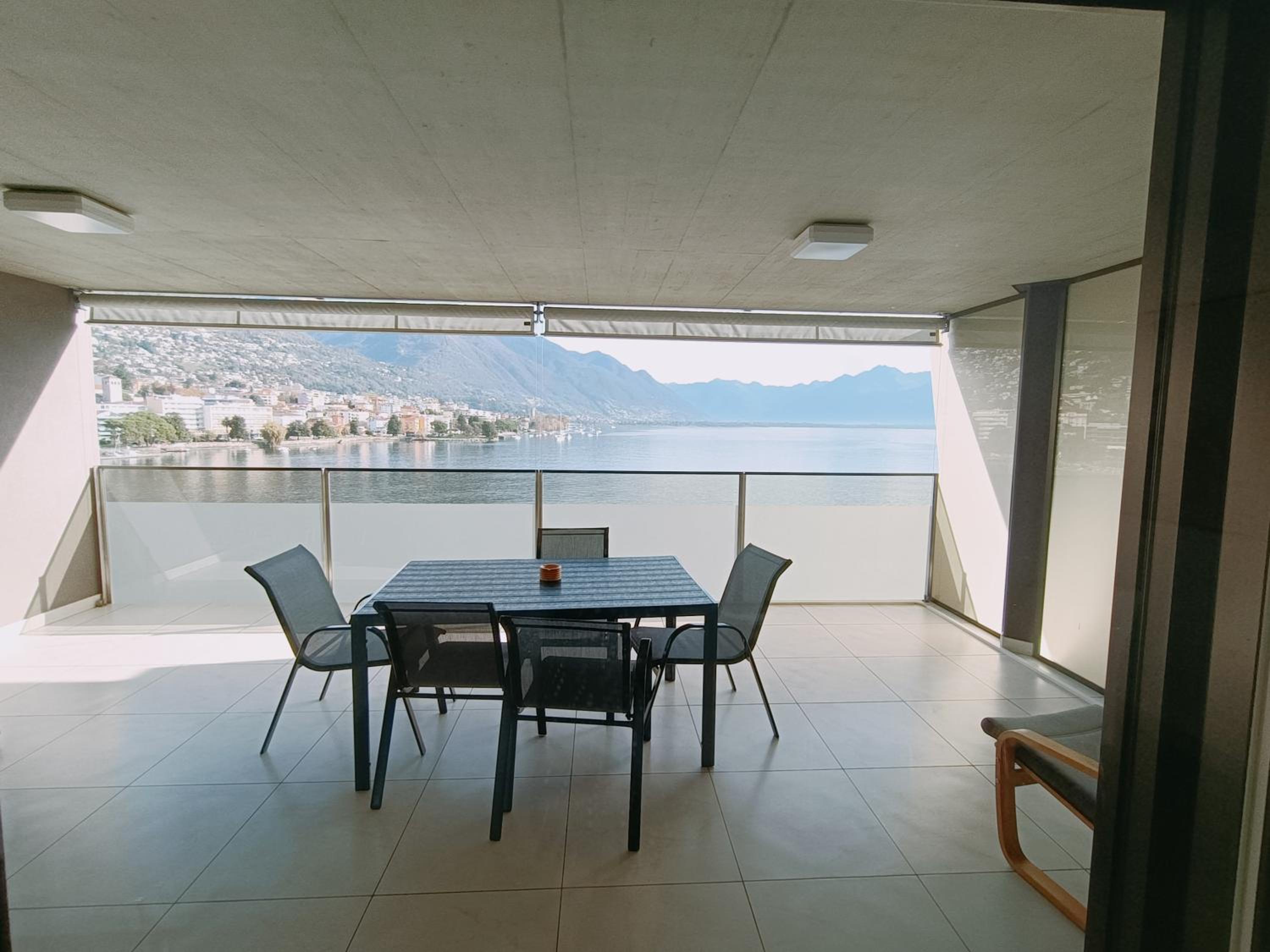 Junior Suite with Lake View
