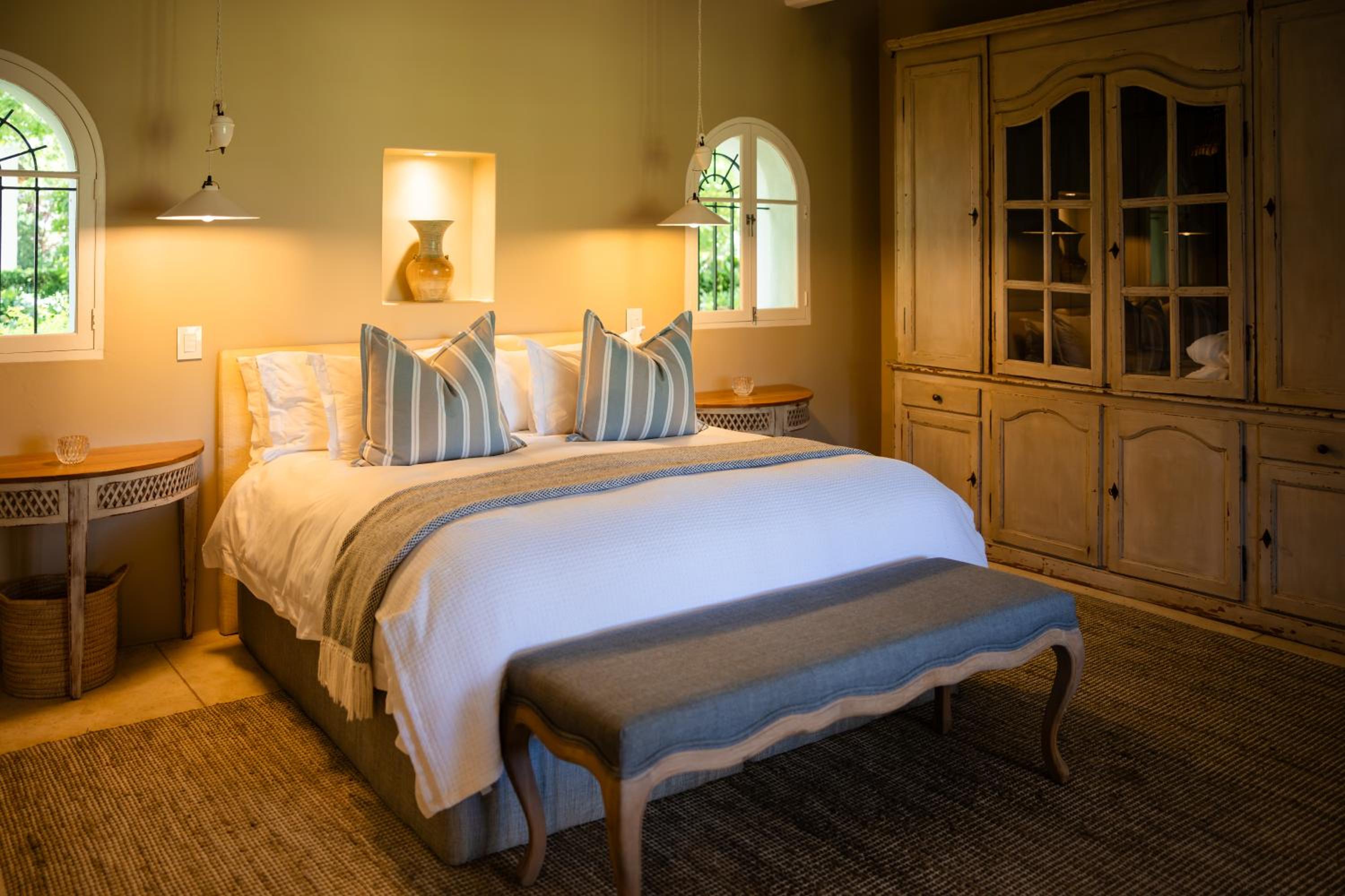 Suite with Mountain View - Photo 5