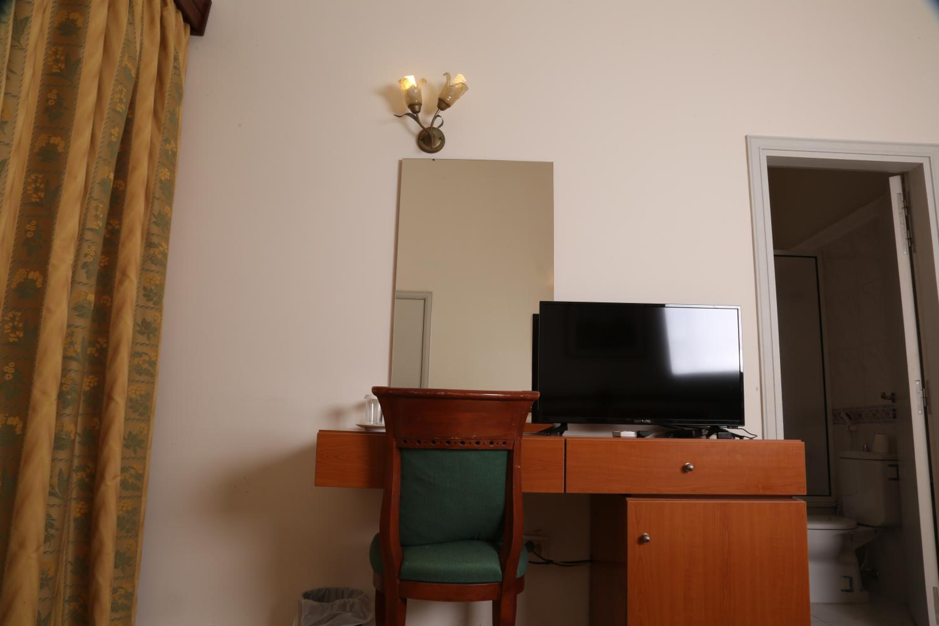 Standard Room - Valley View photo 3