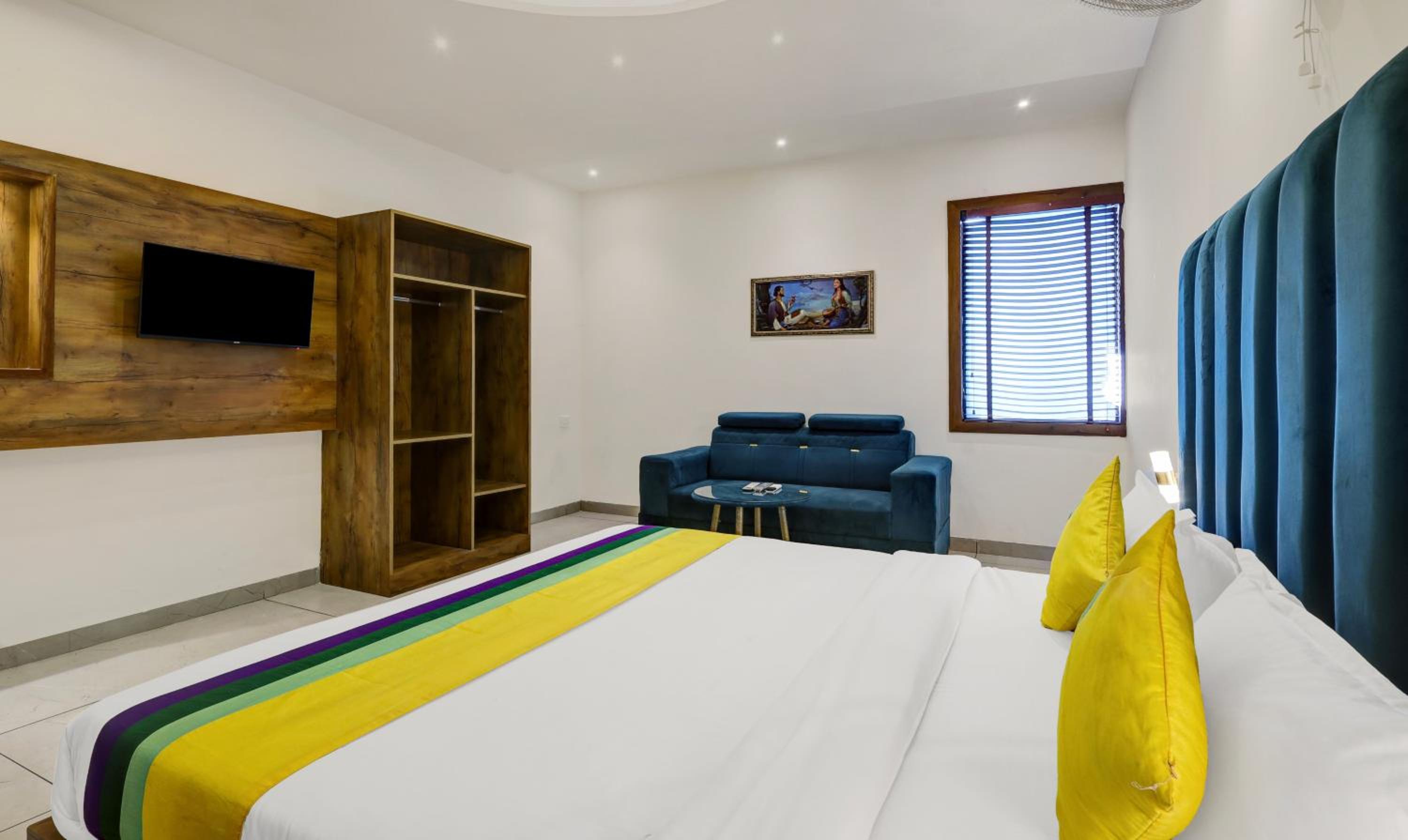 Deluxe Room - Photo 3