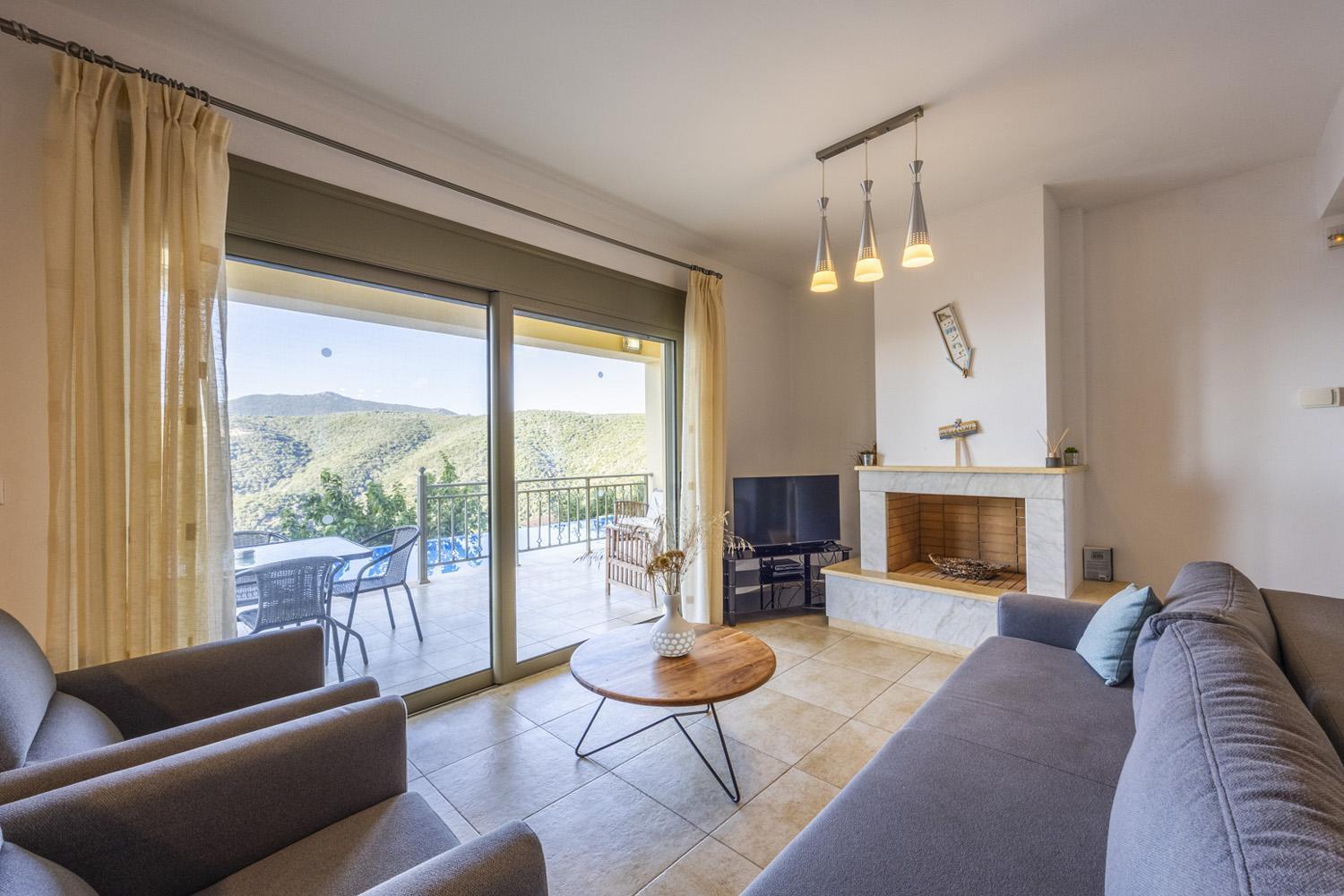 Villa photo 1