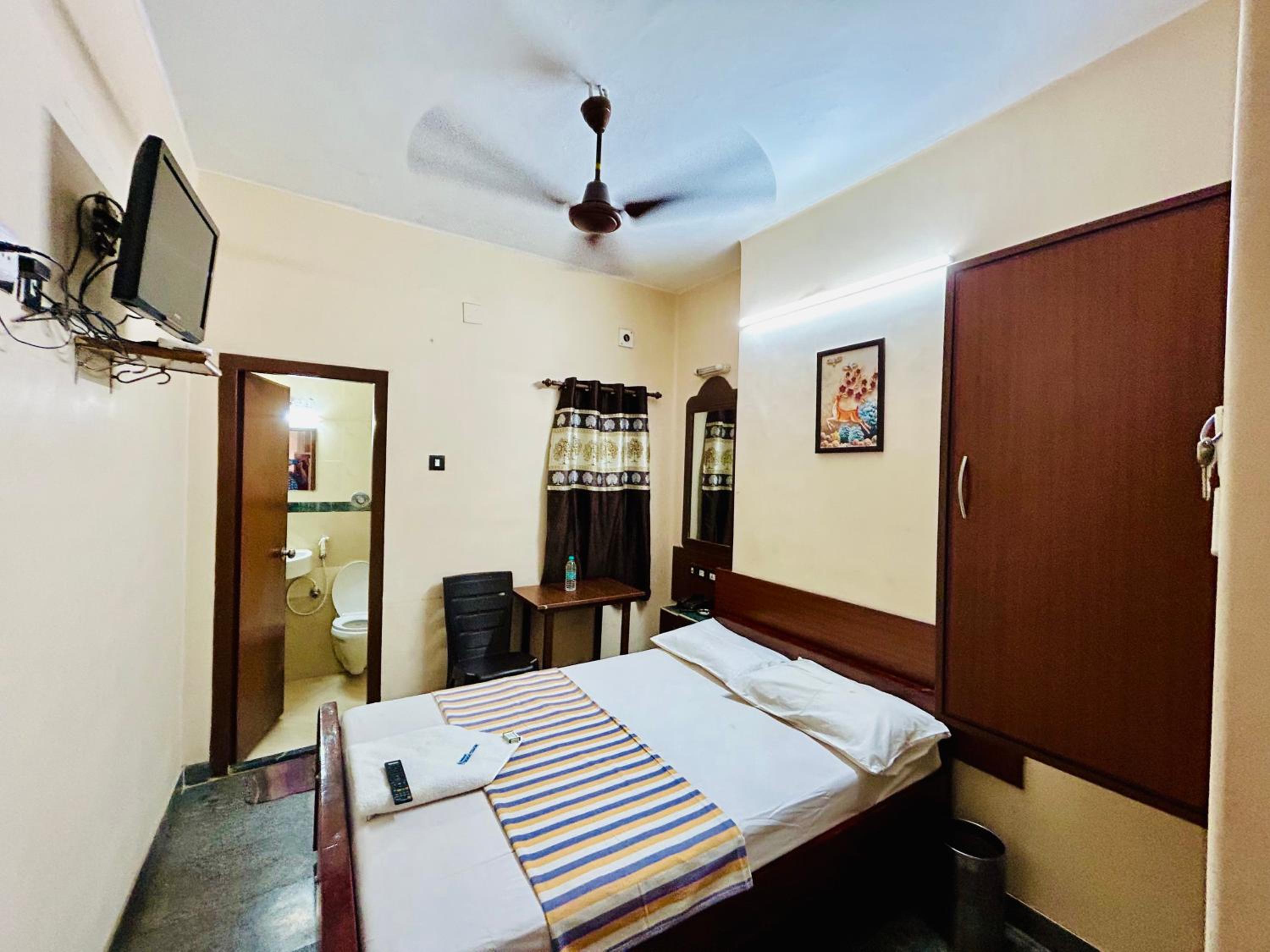 Deluxe Single Room photo 3