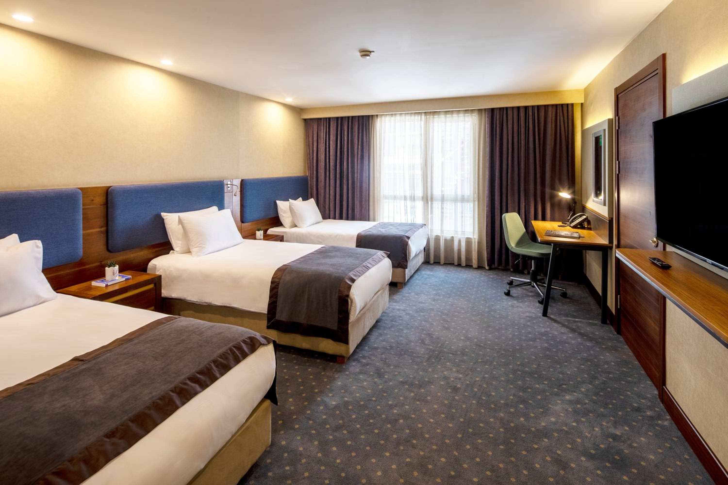 Standard Twin Room photo 2