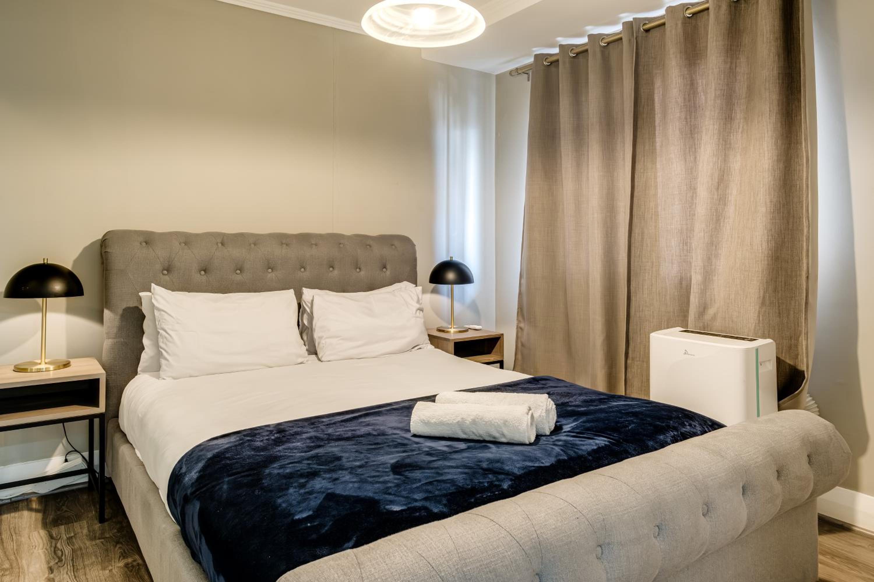 One-Bedroom Apartment - Photo 33