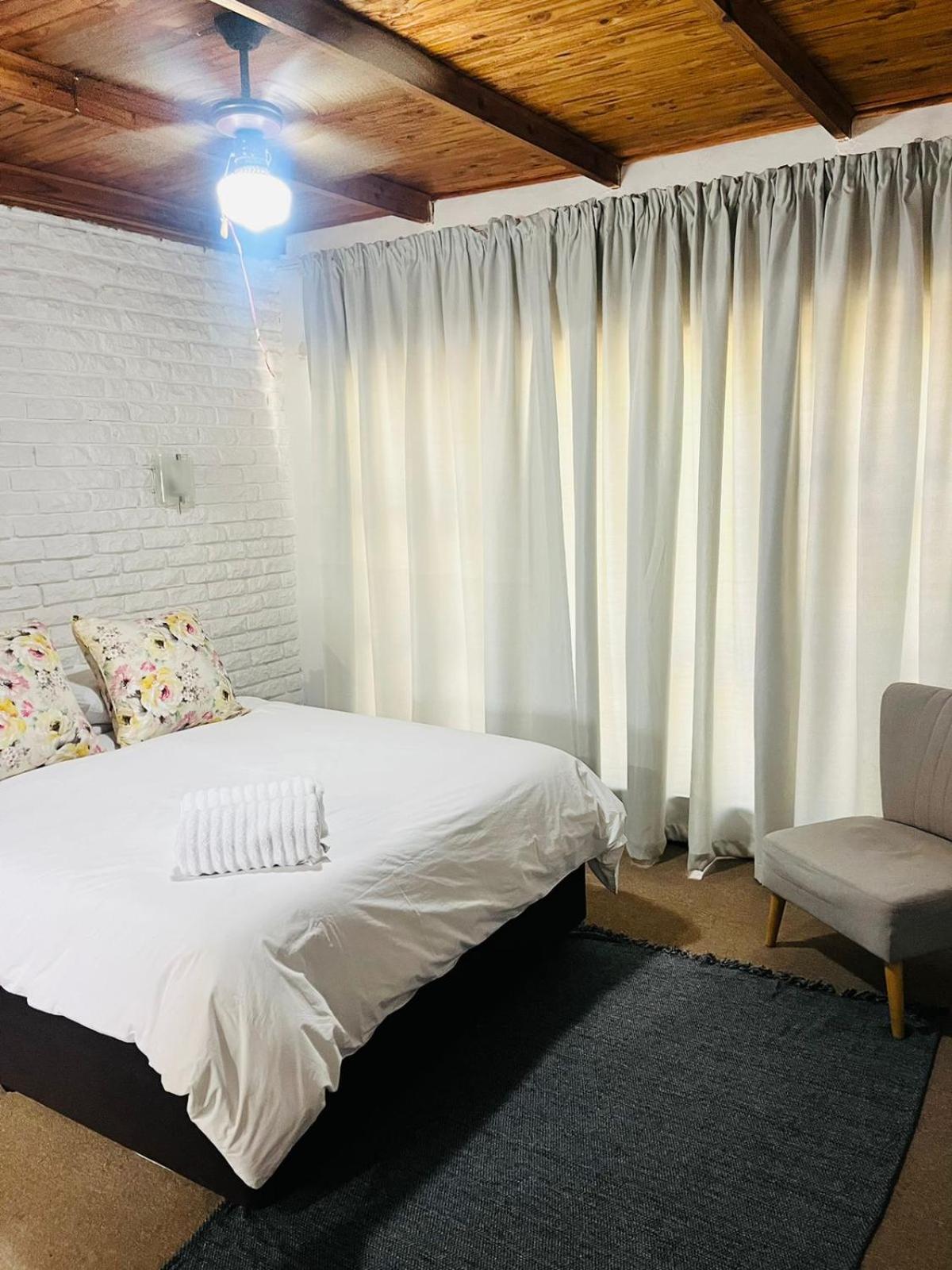 Queen Room with Garden View photo 1