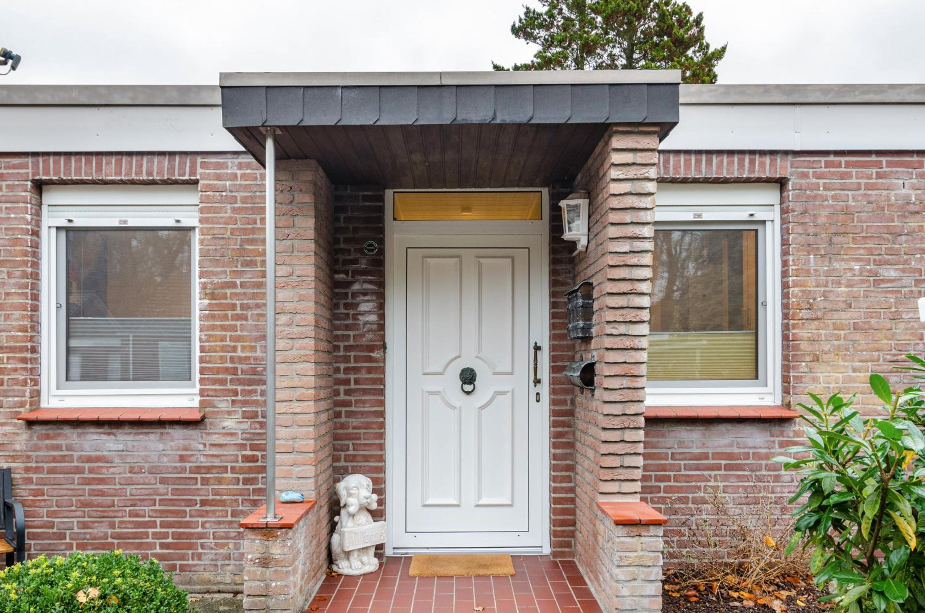 Deluxe Bungalow with Garden View photo 3
