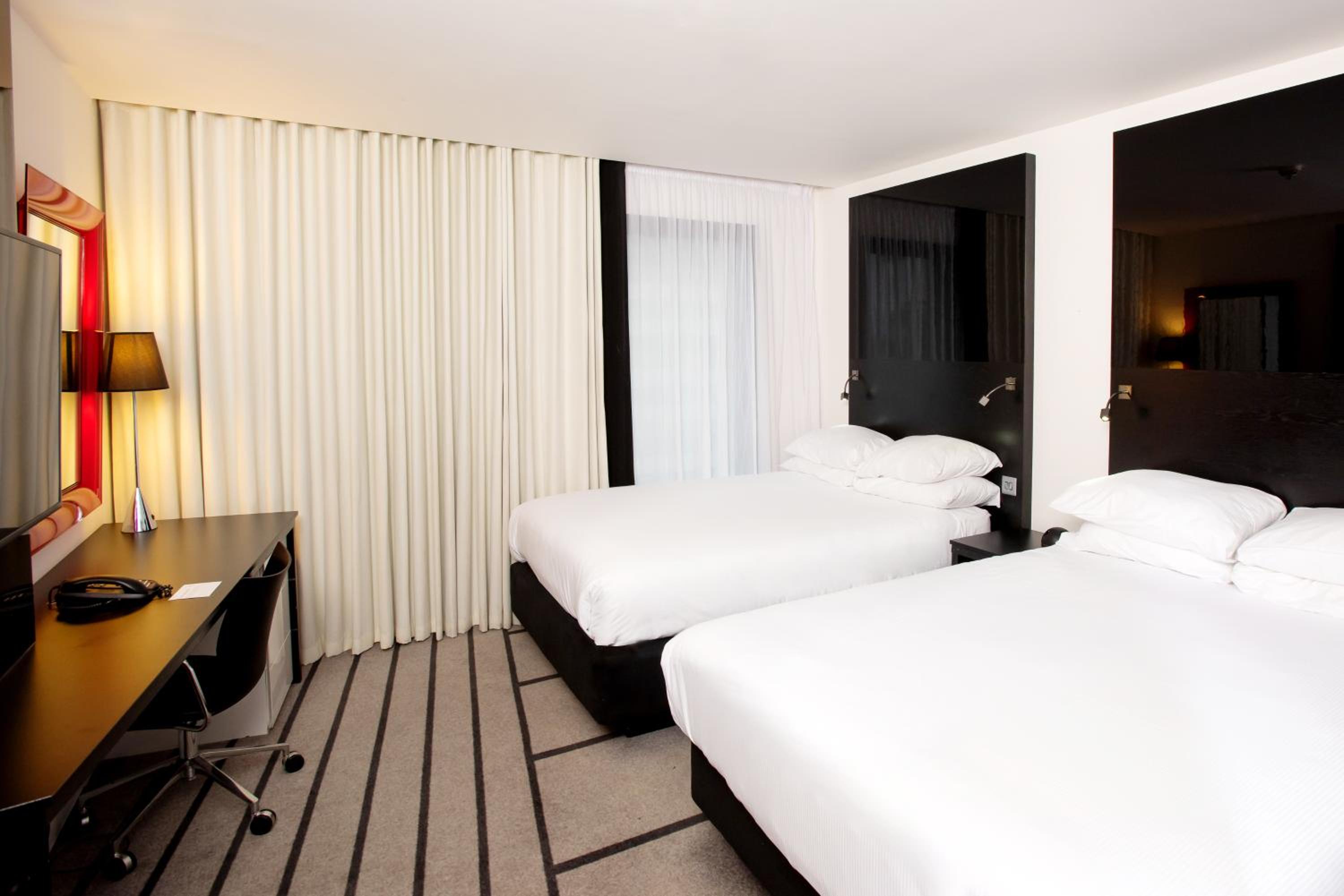 Standard Double Room with Two Double Beds - Photo 1