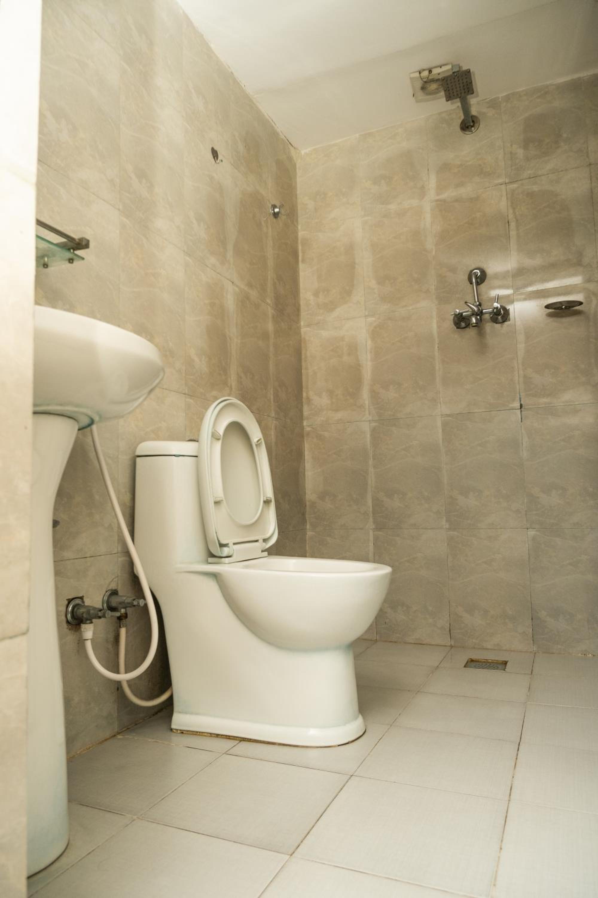 Standard Triple Room - Photo 5